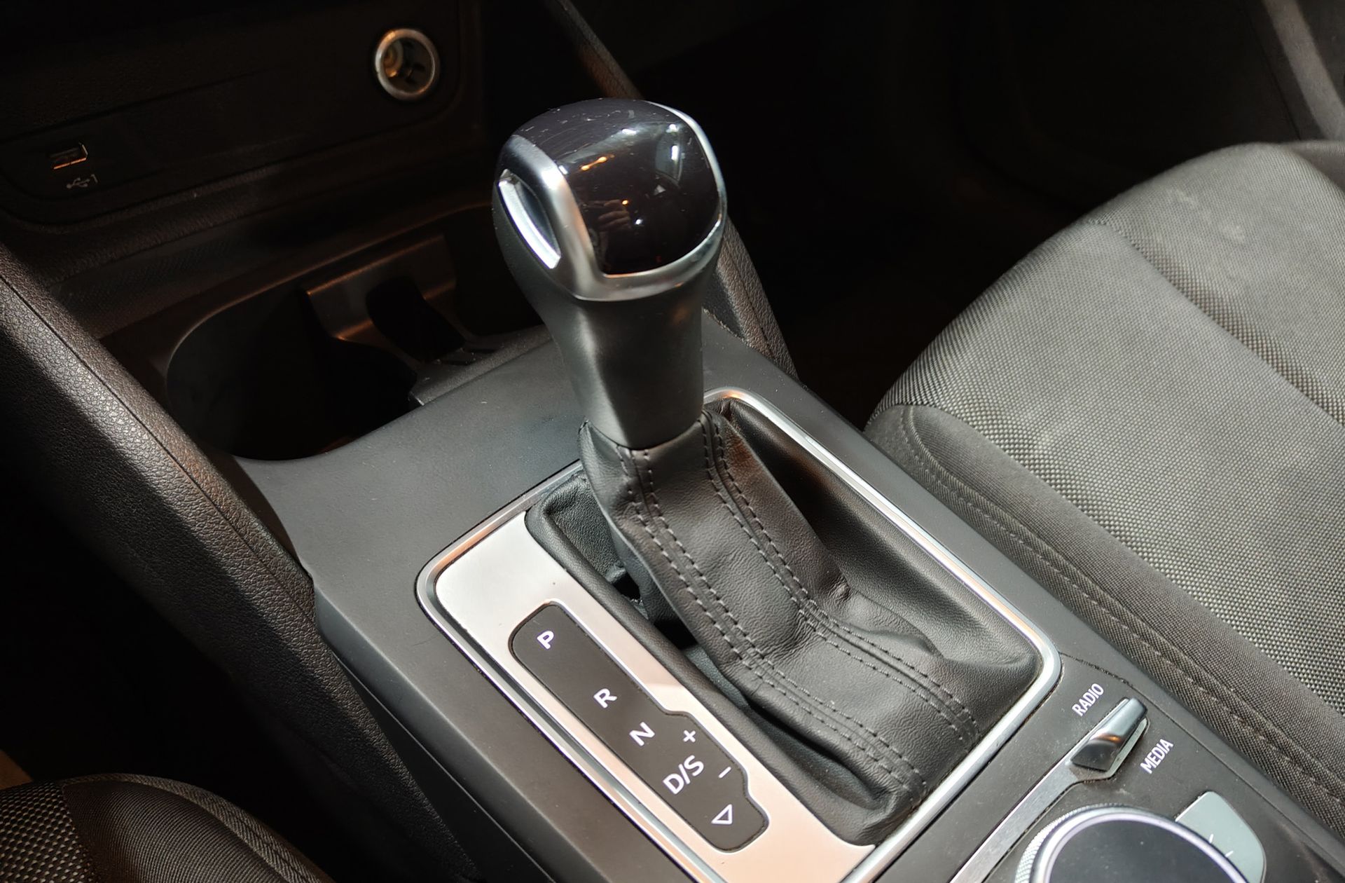 Audi Q2 Advanced 35 TFSI S tronic - foto 5