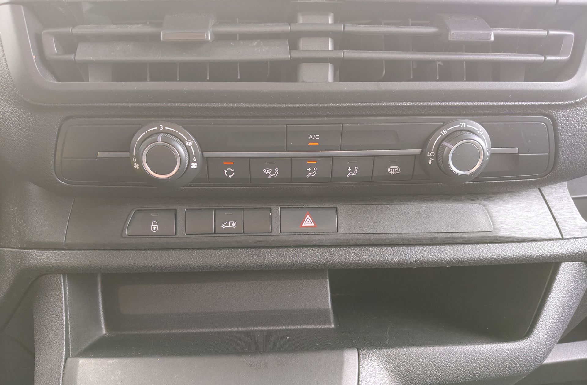 Fiat Scudo Furgon 1.5 BlueHDi L2 - foto 24