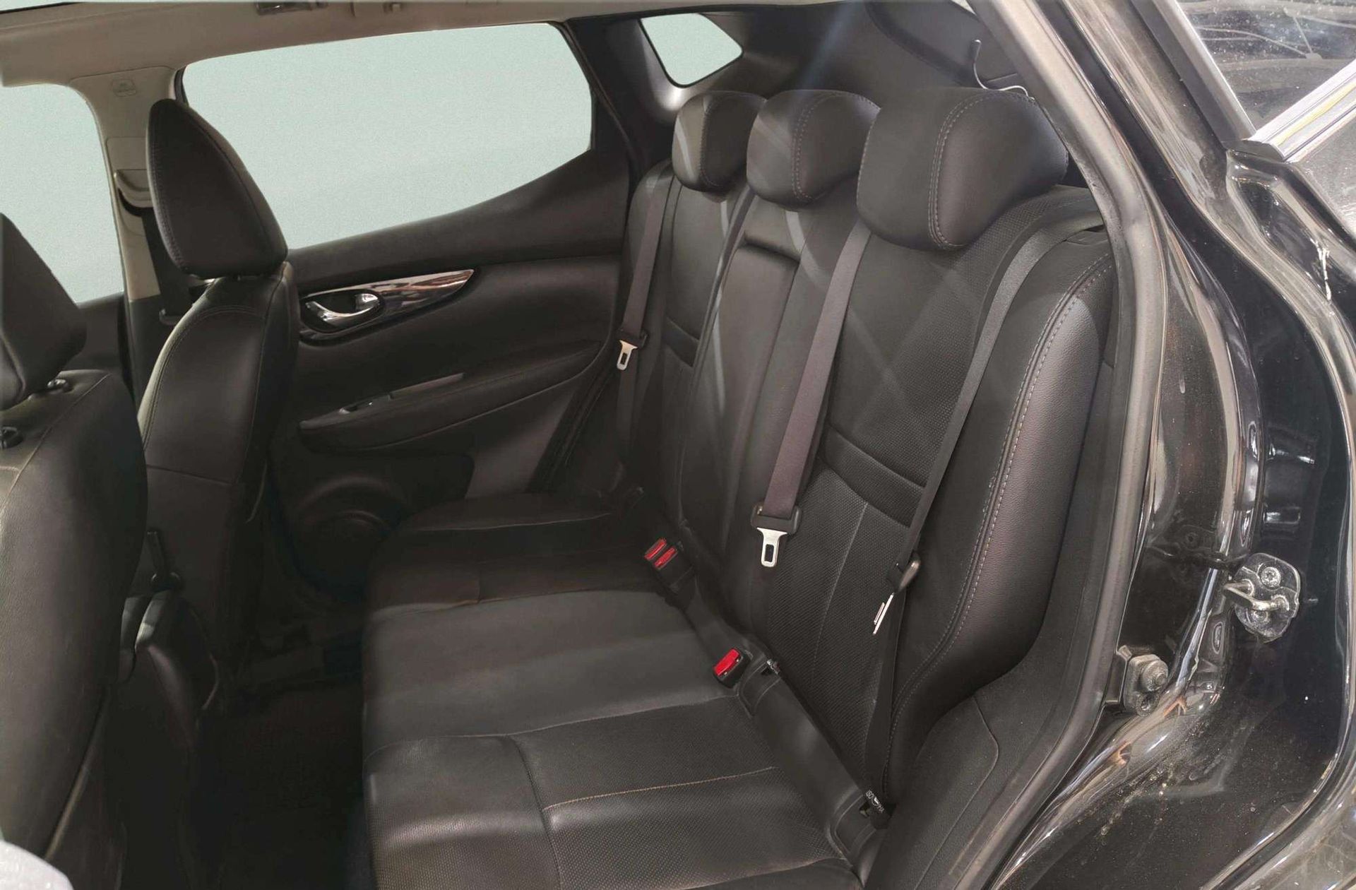 Nissan Qashqai DIG-T 115 Tekna 4x2 Xtronic - foto 14