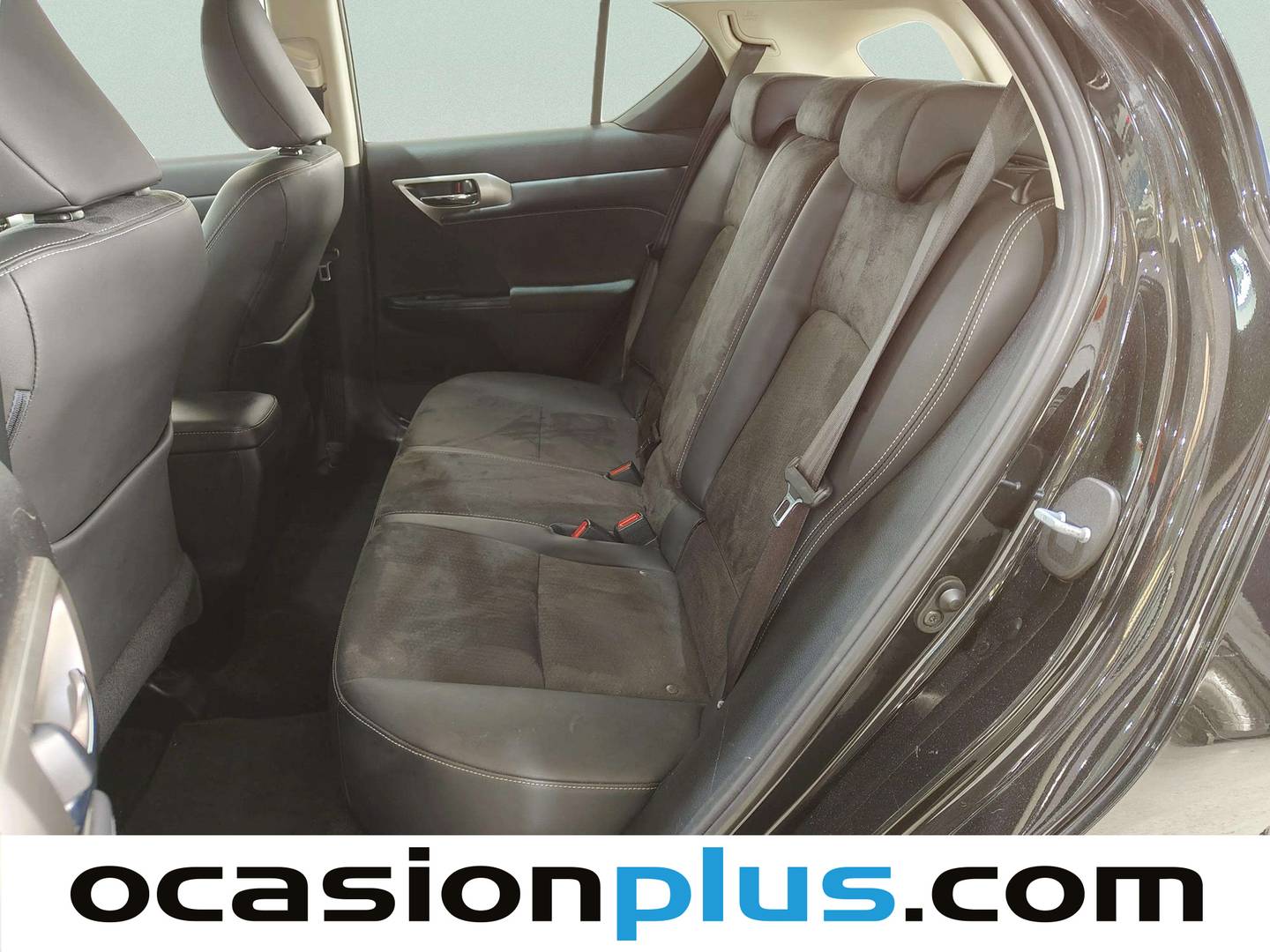 Foto asientos traseros Lexus CT Lexus CT 200h Executive (136 CV)