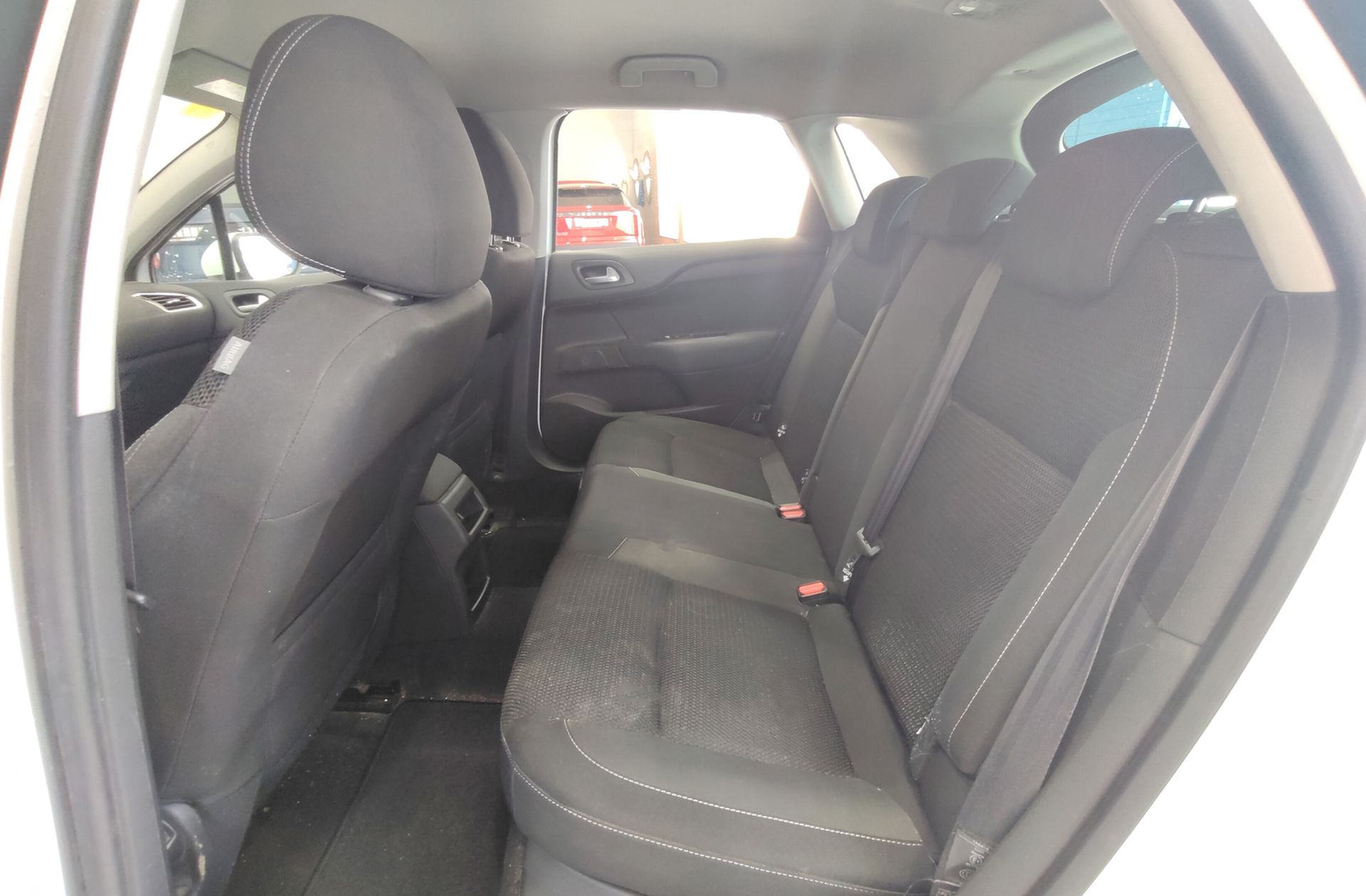 Citroën C4 BlueHDi 120 Feel - foto 9