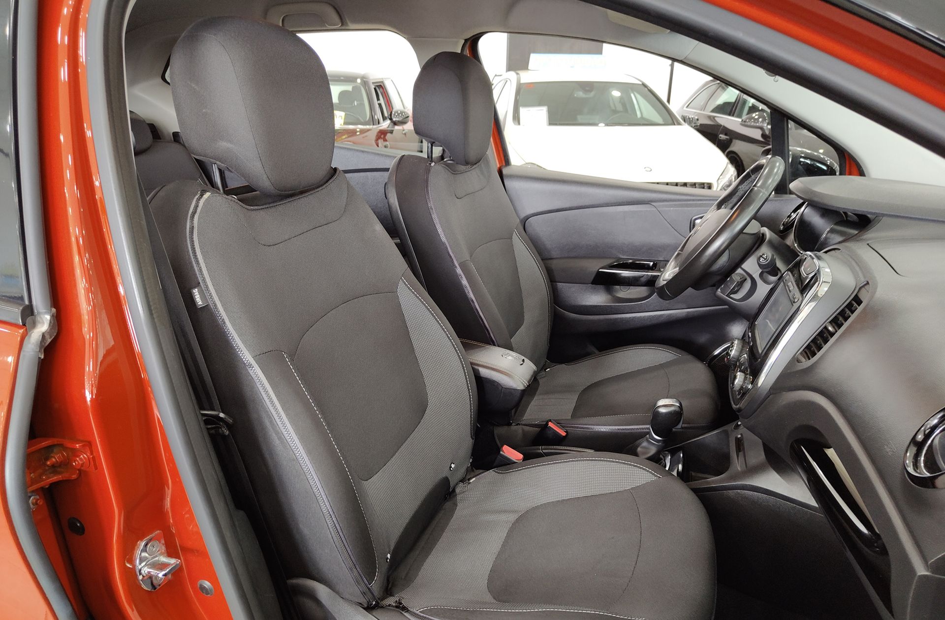 Renault Captur Zen Energy TCe EDC - foto 16