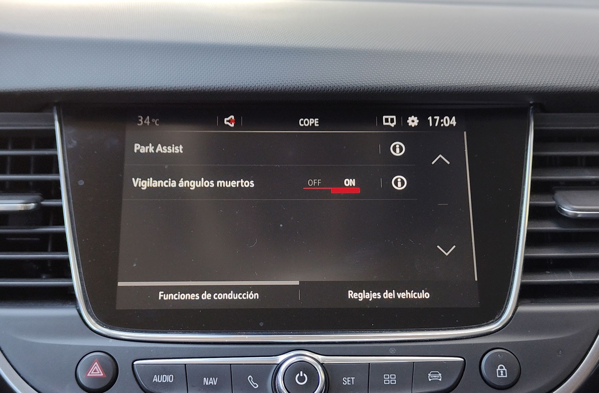 Opel Crossland 1.2 Innovation - foto 11