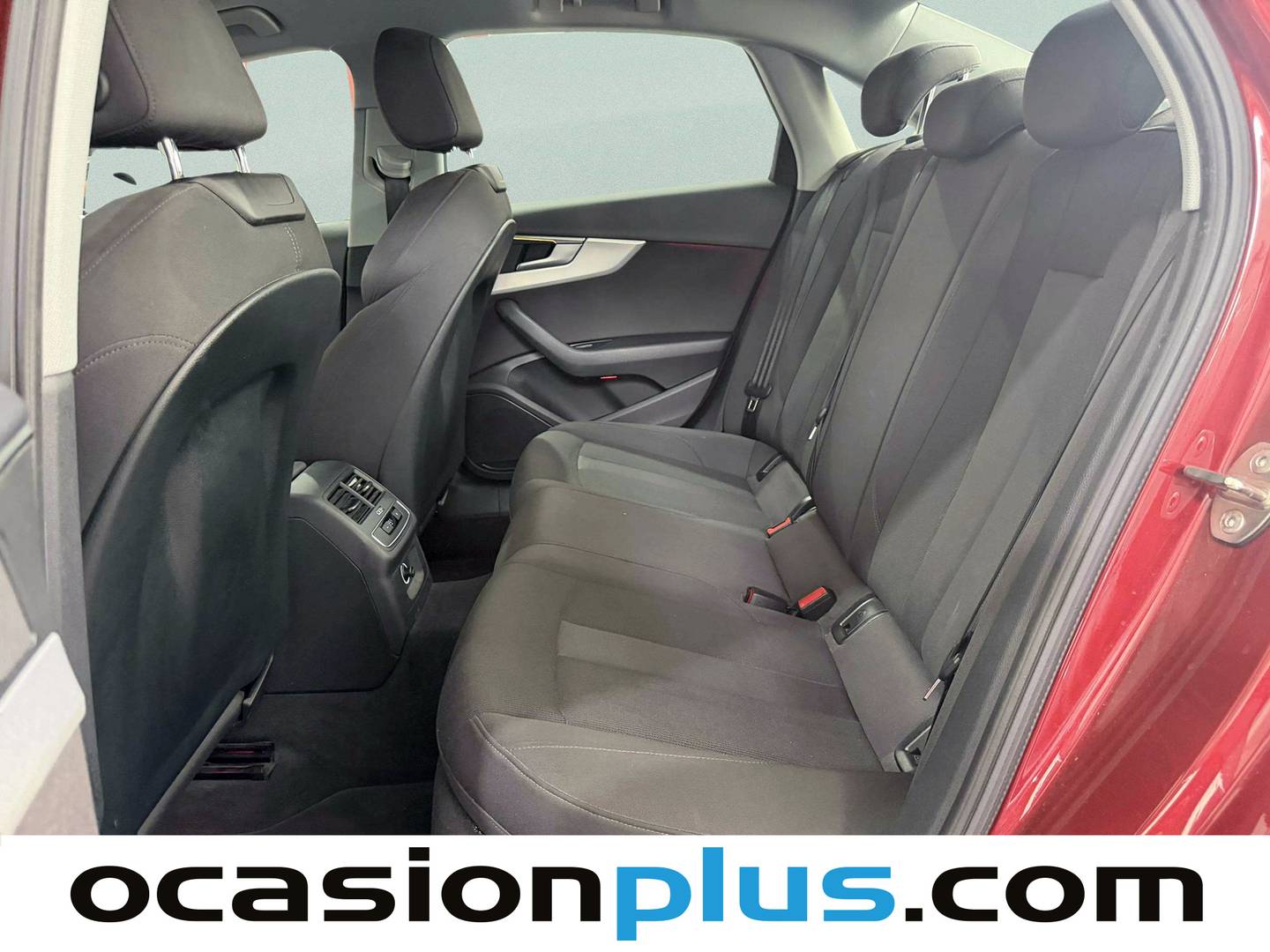 Foto asientos traseros Audi A4 Audi A4 S line edition 2.0 TDI (150 CV)