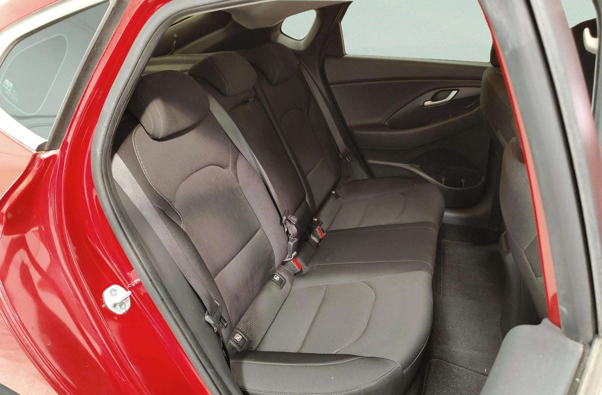 Hyundai i30 Fastback 1.0 T-GDi Tecno - foto 19
