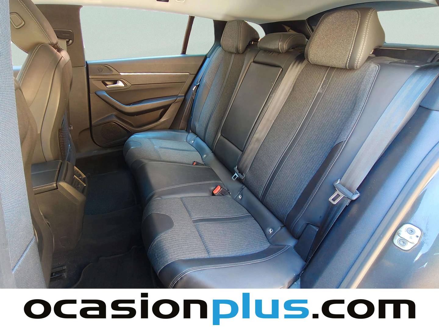 Foto asientos traseros Peugeot 508 Peugeot 508 SW BlueHDI 160 S&S Allure EAT8 (160 CV)