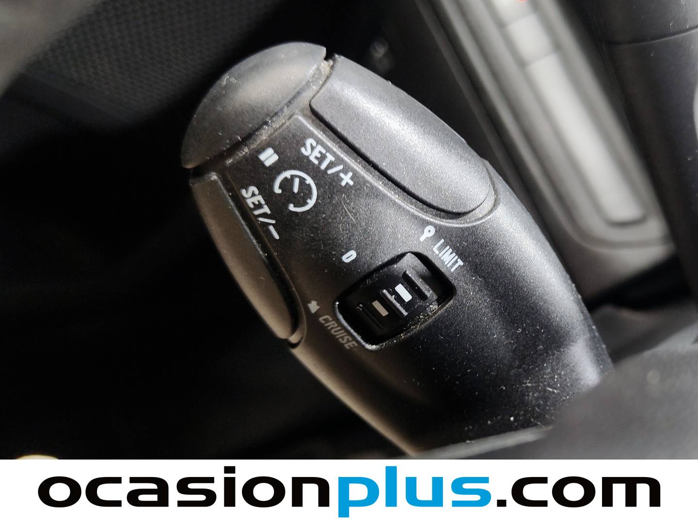Equipamiento del Peugeot 208 Peugeot 208 1.6 BlueHDi Style (75 CV)