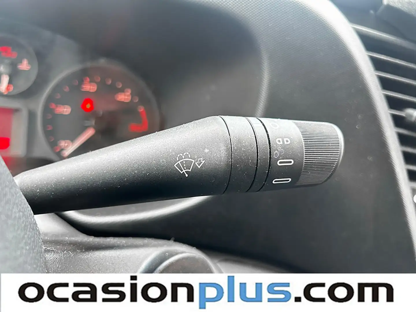 Foto Iveco Daily Iveco Daily Furgon 35S 16H V 3520/H2 Auto (156 CV)