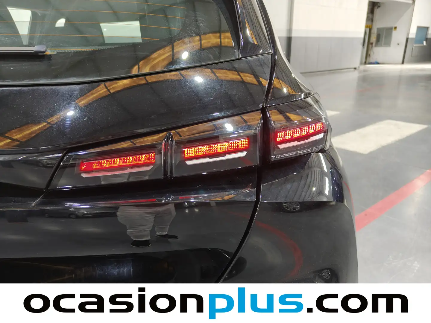 Foto Peugeot 308 Peugeot 308 PureTech 130 S&S Active Pack EAT8 (130 CV)