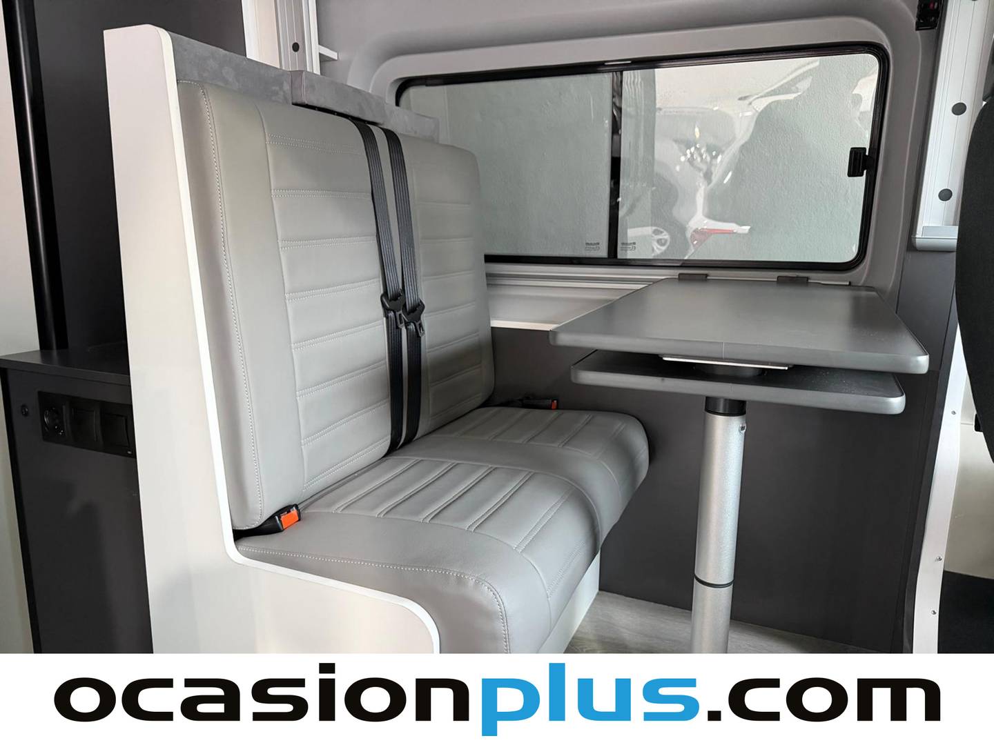 Foto Fiat Ducato Fiat Ducato Furgon Maxi 2.2 Multijet 35 L4H2 (180 CV) Camperizada 4 Plazas
