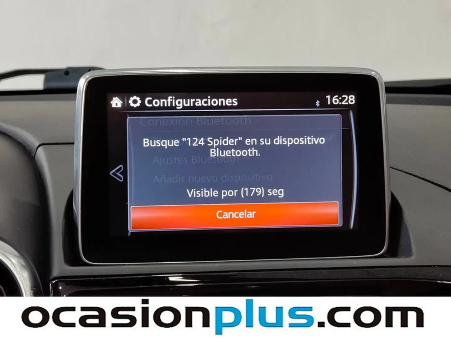 Foto Fiat 124 Spider Fiat 124 Spider 1.4 Multiair Cabrio Lusso (140 CV)