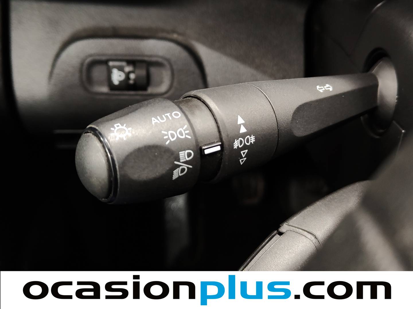 Extras y acabados del Peugeot Partner Peugeot Partner Furgon BlueHDi 100 S&S Premium Standard 600kg (98 CV)