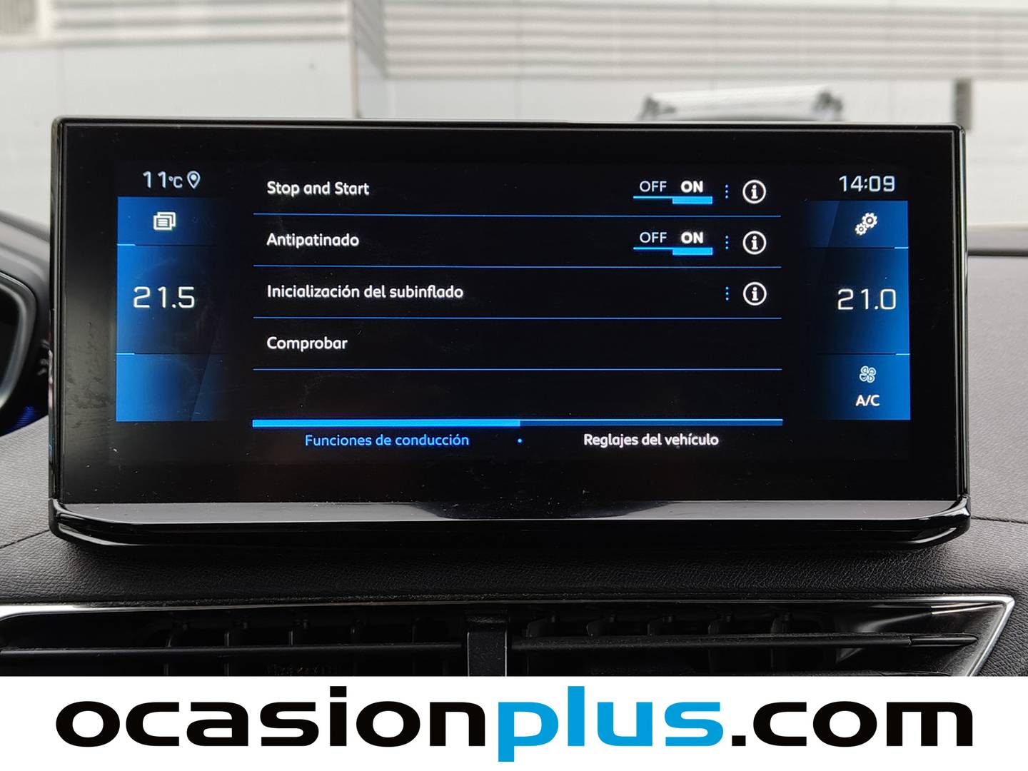 Foto Peugeot 3008 Peugeot 3008 BlueHDi 130 S&S Active Pack EAT8 (130 CV)