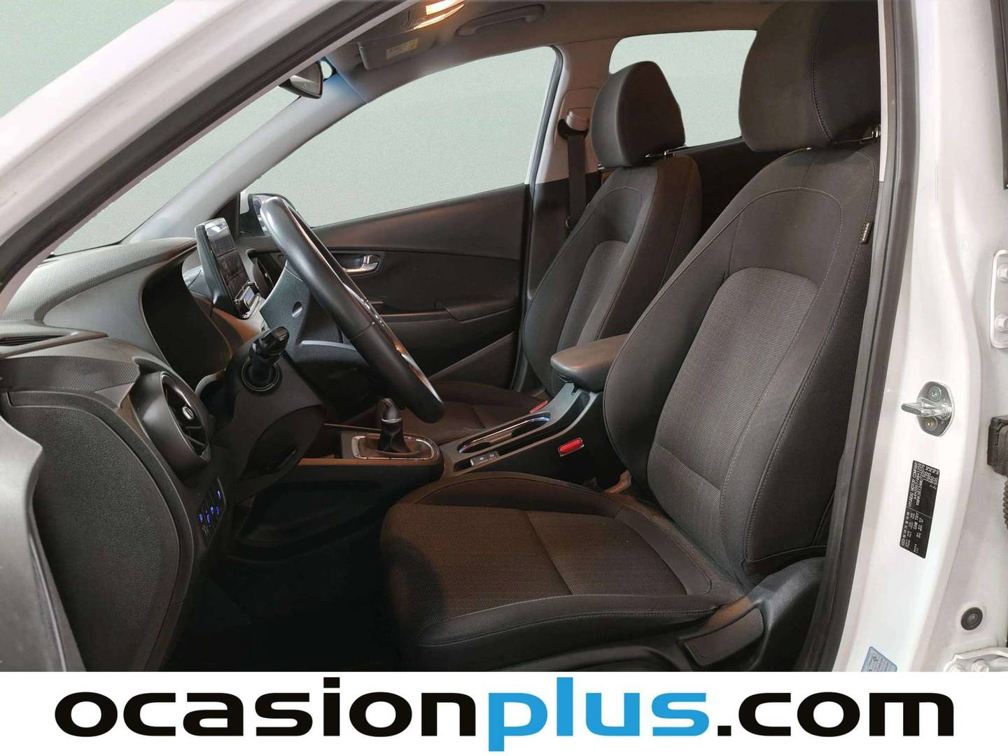 Foto asientos delanteros Hyundai Kona Hyundai Kona 1.0 TGDi 48V Tecno 4x2 (120 CV)