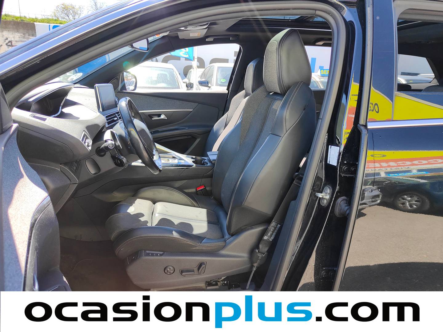 Foto asientos delanteros Peugeot 5008 Peugeot 5008 BlueHDI 130 S&S GT-Line EAT8 (130 CV) 7 Plazas