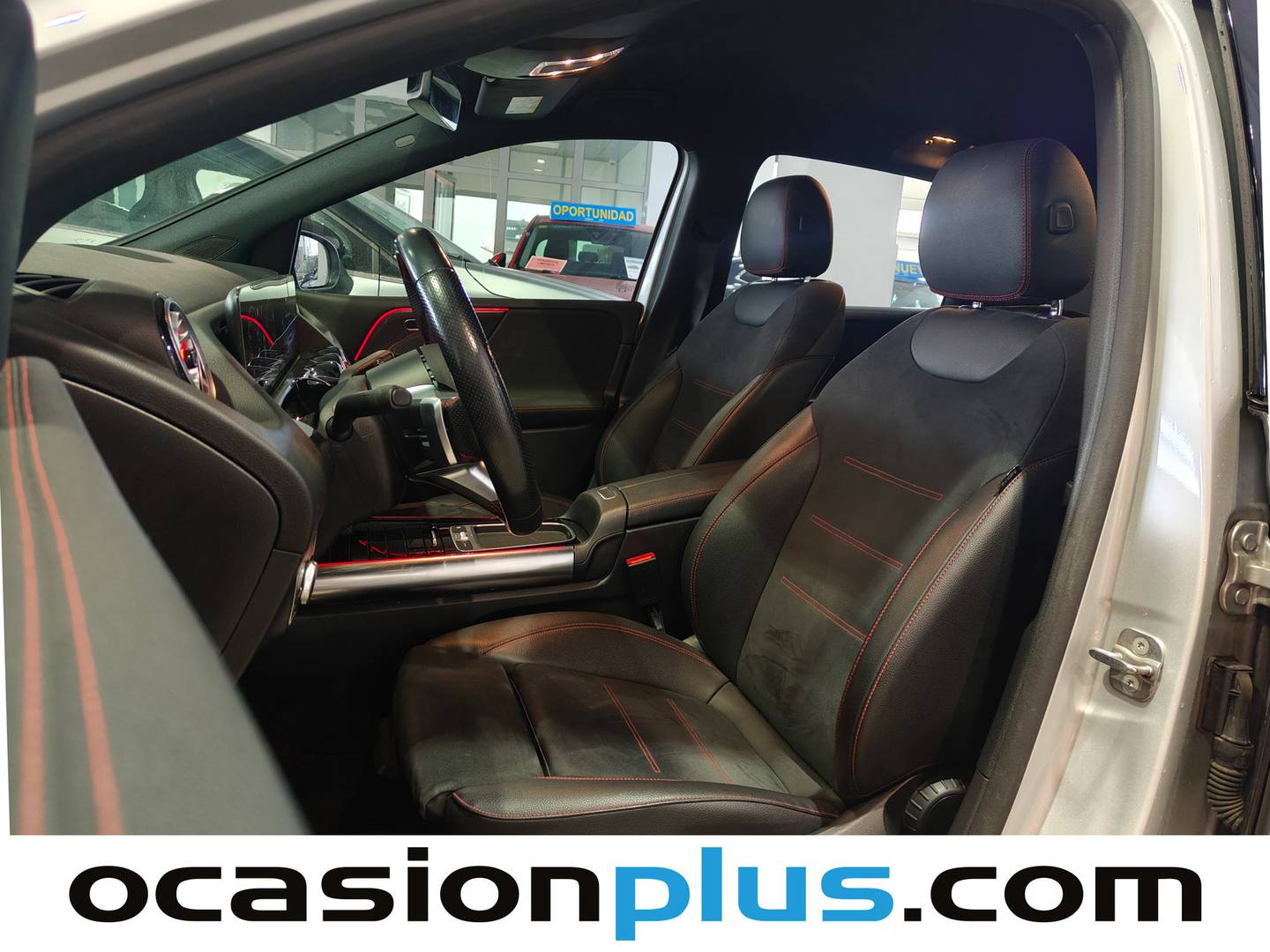 Foto asientos delanteros Mercedes Clase B Mercedes Clase B 200 d (150 CV) Pack AMG