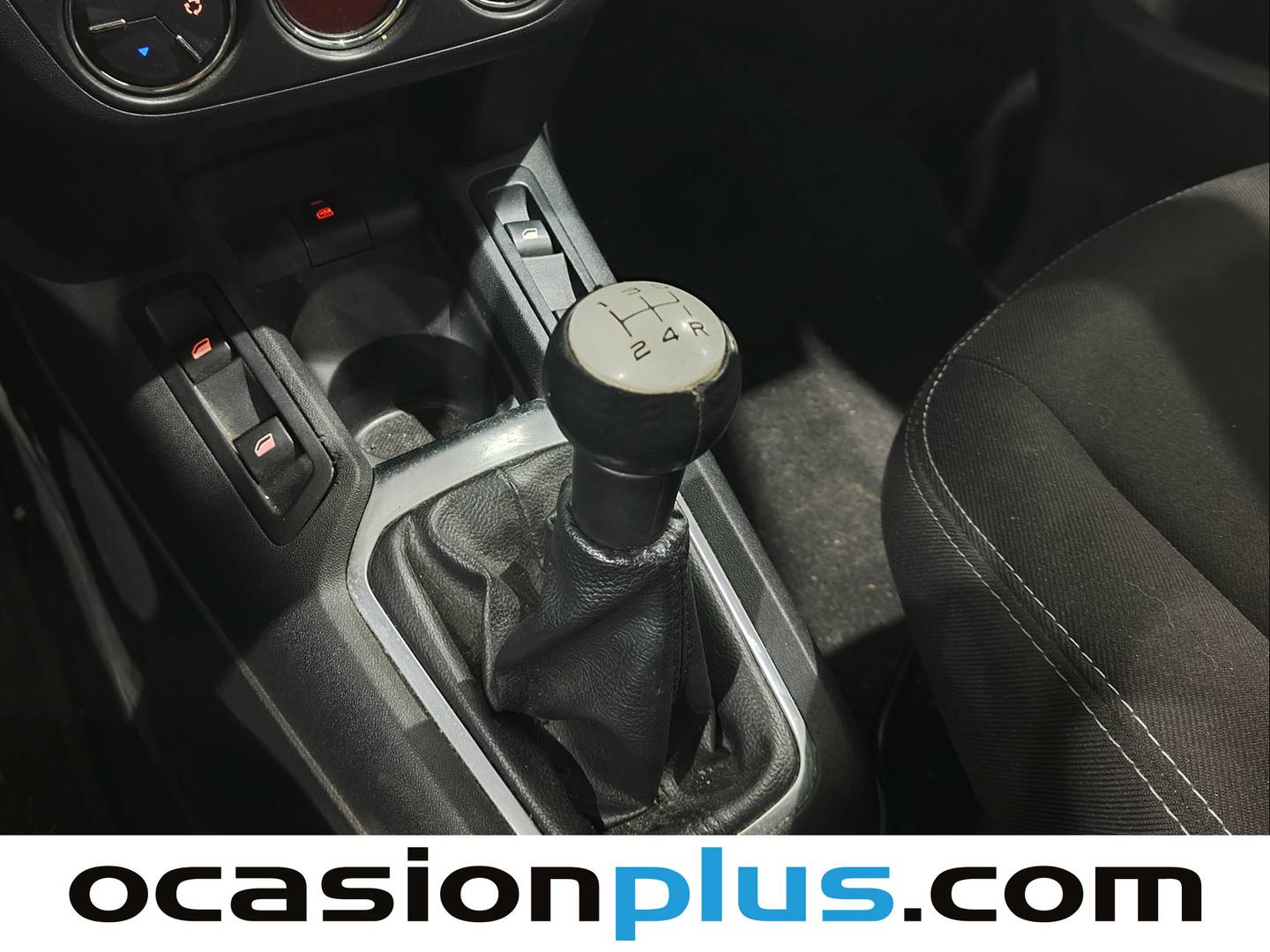 Citroën C-Elysée Citroën C-Elysee PureTech 82 Exclusive (82 CV) de segunda mano