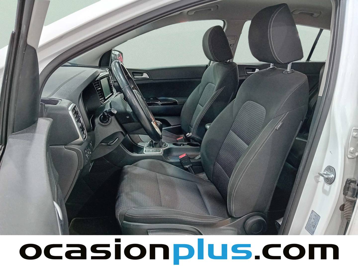 Foto asientos delanteros KIA Sportage Kia Sportage 1.6 MHEV Drive 4x2 (115 CV)