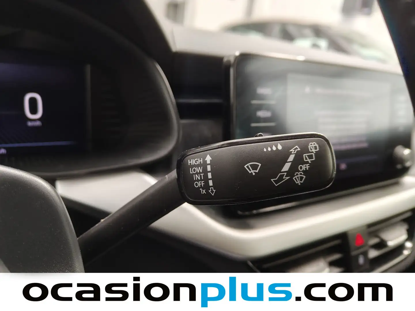 Foto Skoda Kamiq Skoda Kamiq 1.0 TSI Emotion (95 CV)