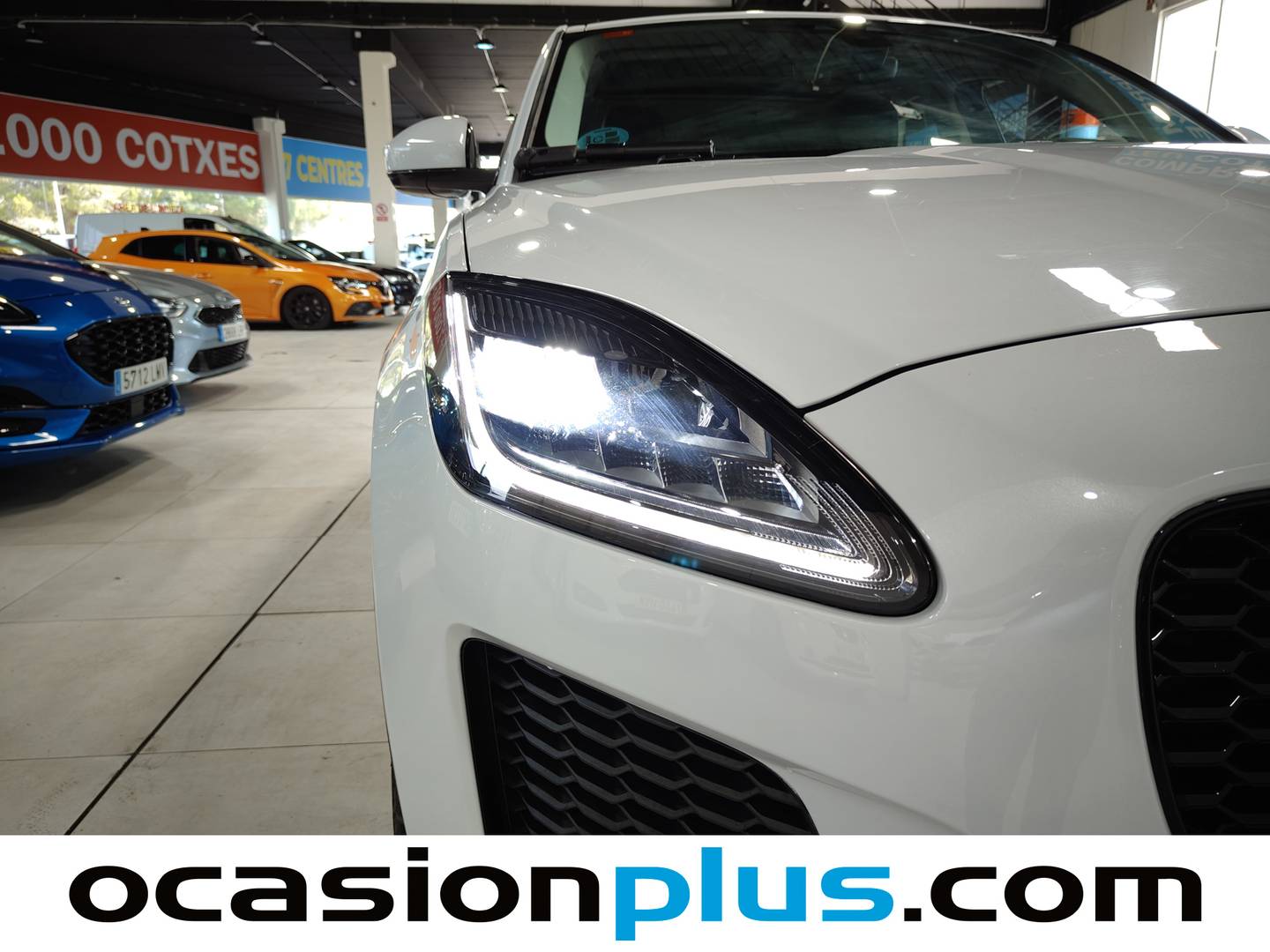 Foto Jaguar E-Pace Jaguar E-PACE 2.0P S 4WD Auto  (249 CV)