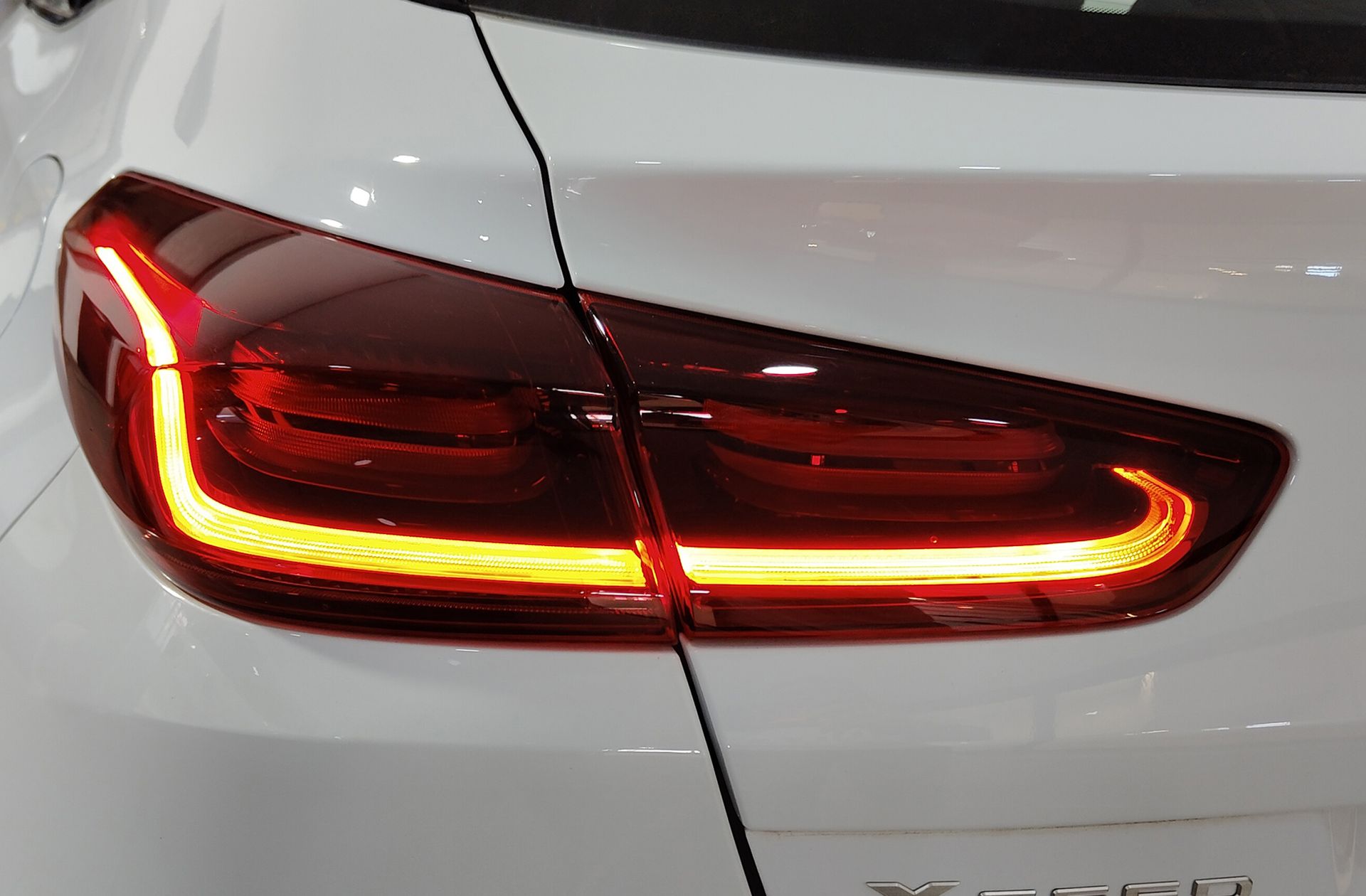 Kia XCeed 1.0 T-GDi Drive - foto 16