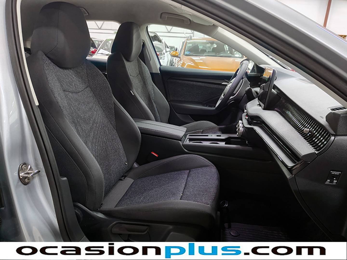 Foto Skoda Superb Skoda Superb 1.5 TSI m-HEV Essence DSG  (150 CV)