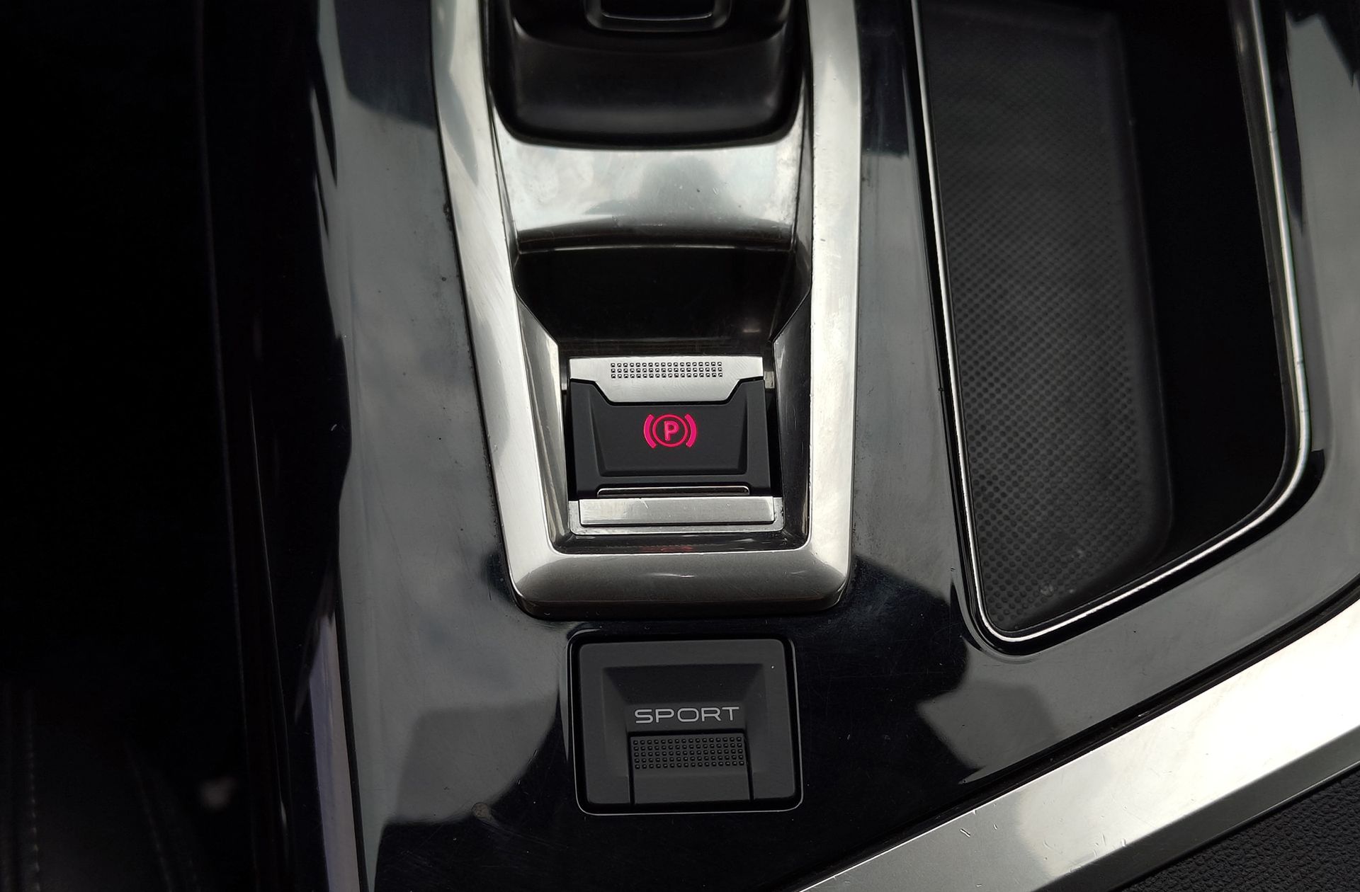 Peugeot 5008 BlueHDi 130 Allure EAT8 7 plazas - foto 30