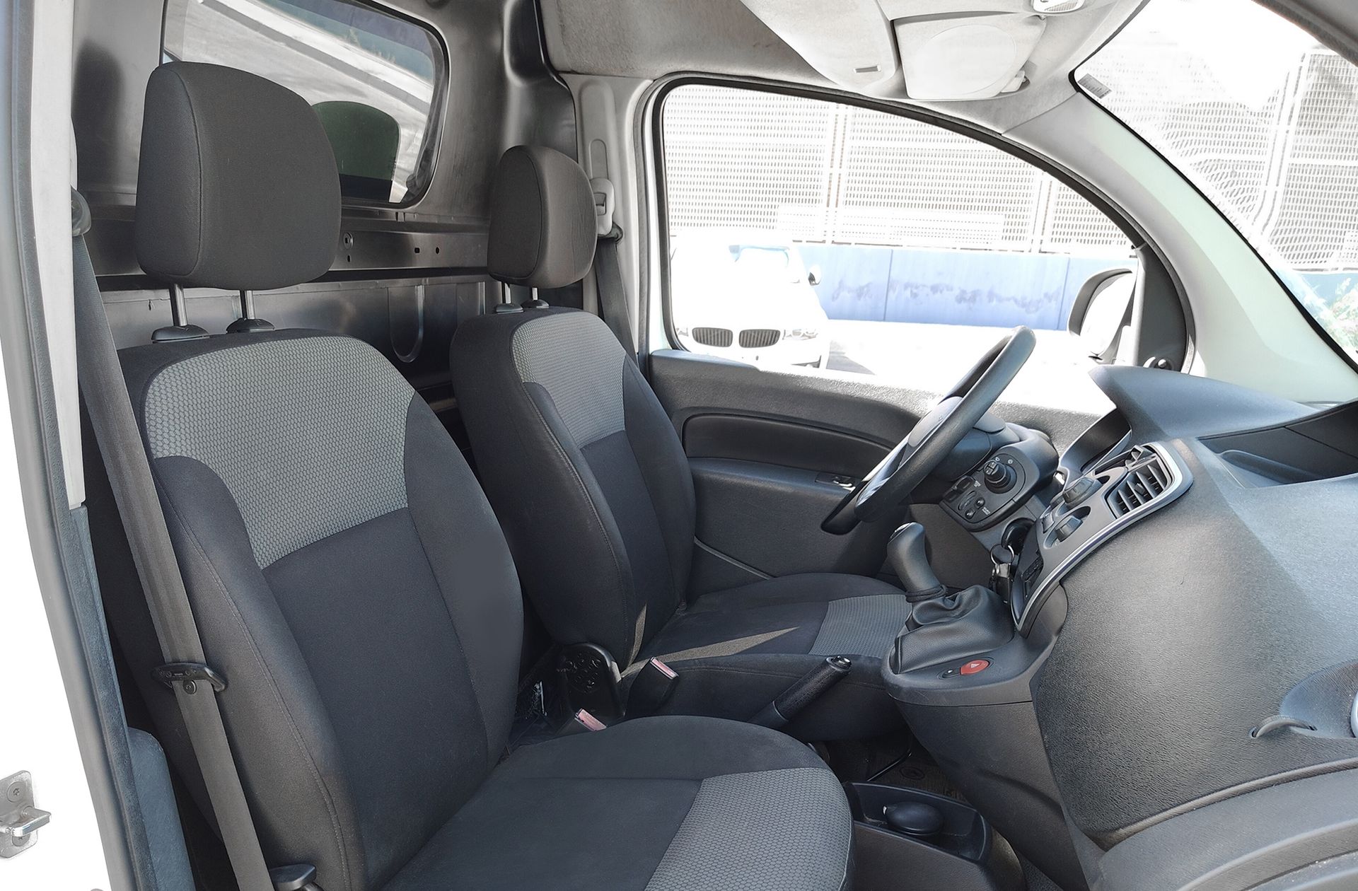 Renault Kangoo Furgon Profesional dCi - foto 14