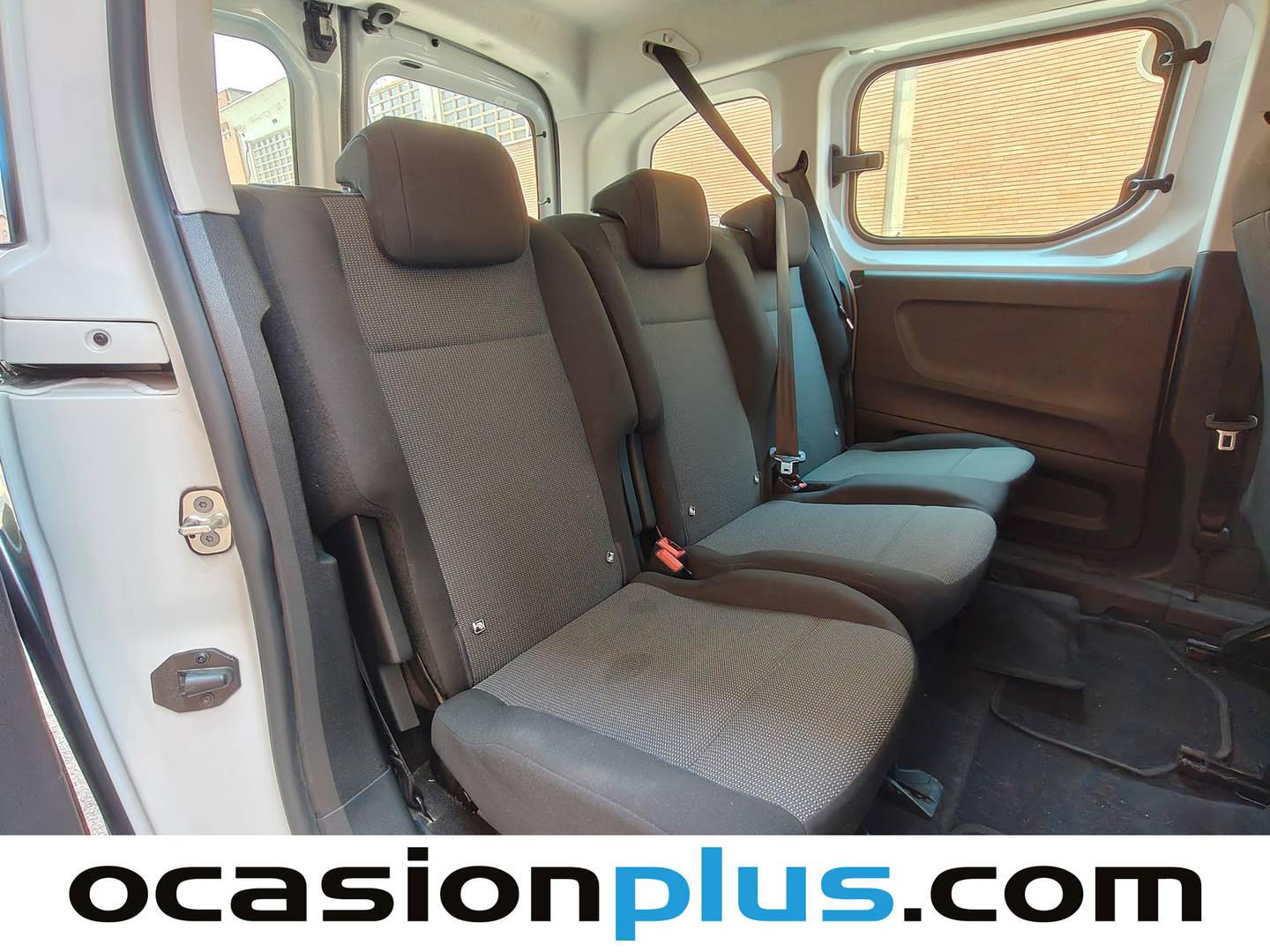 Foto Peugeot Rifter Peugeot Rifter Active Pack Business Standard BlueHDi (100 CV)