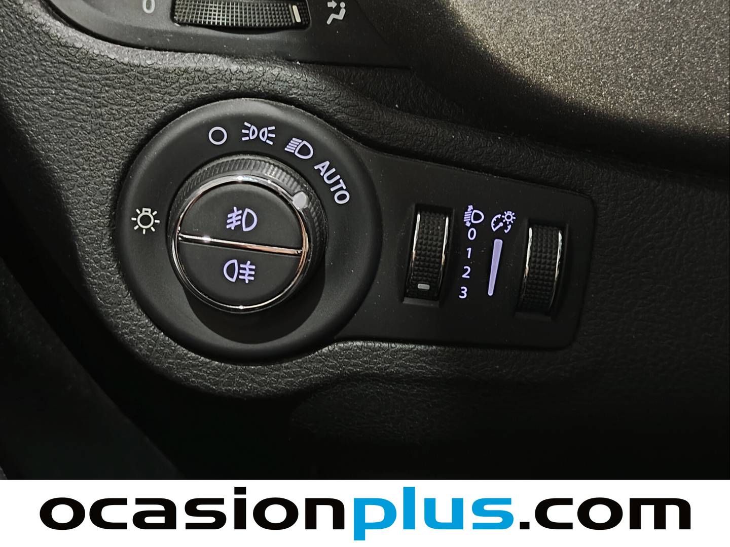 Acabados Fiat 500X Fiat 500X 1.6 MJT Cross Plus 4x2 (120 CV)