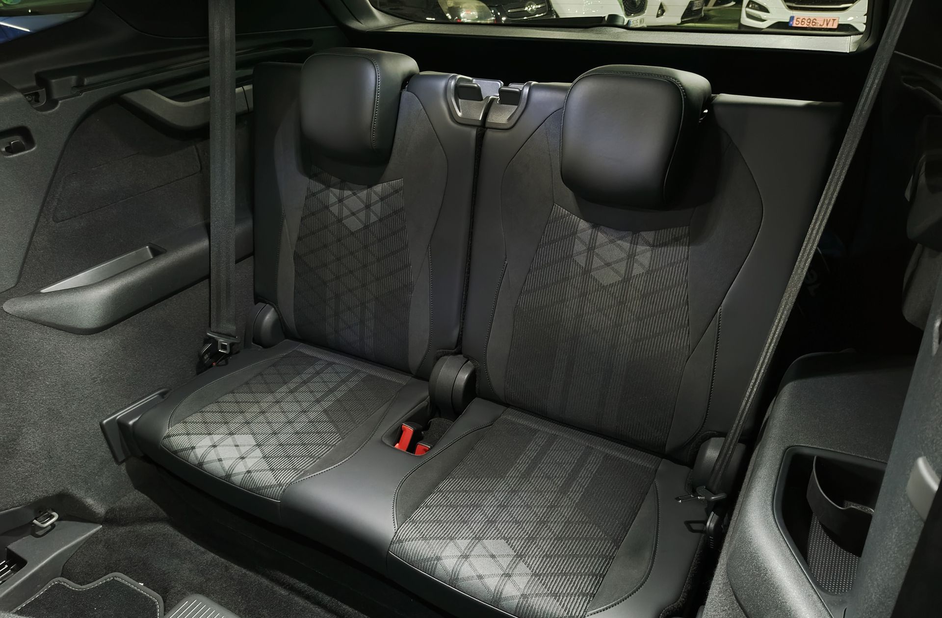 Volkswagen Tayron R-Line 1.5 eTSI DSG - foto 6