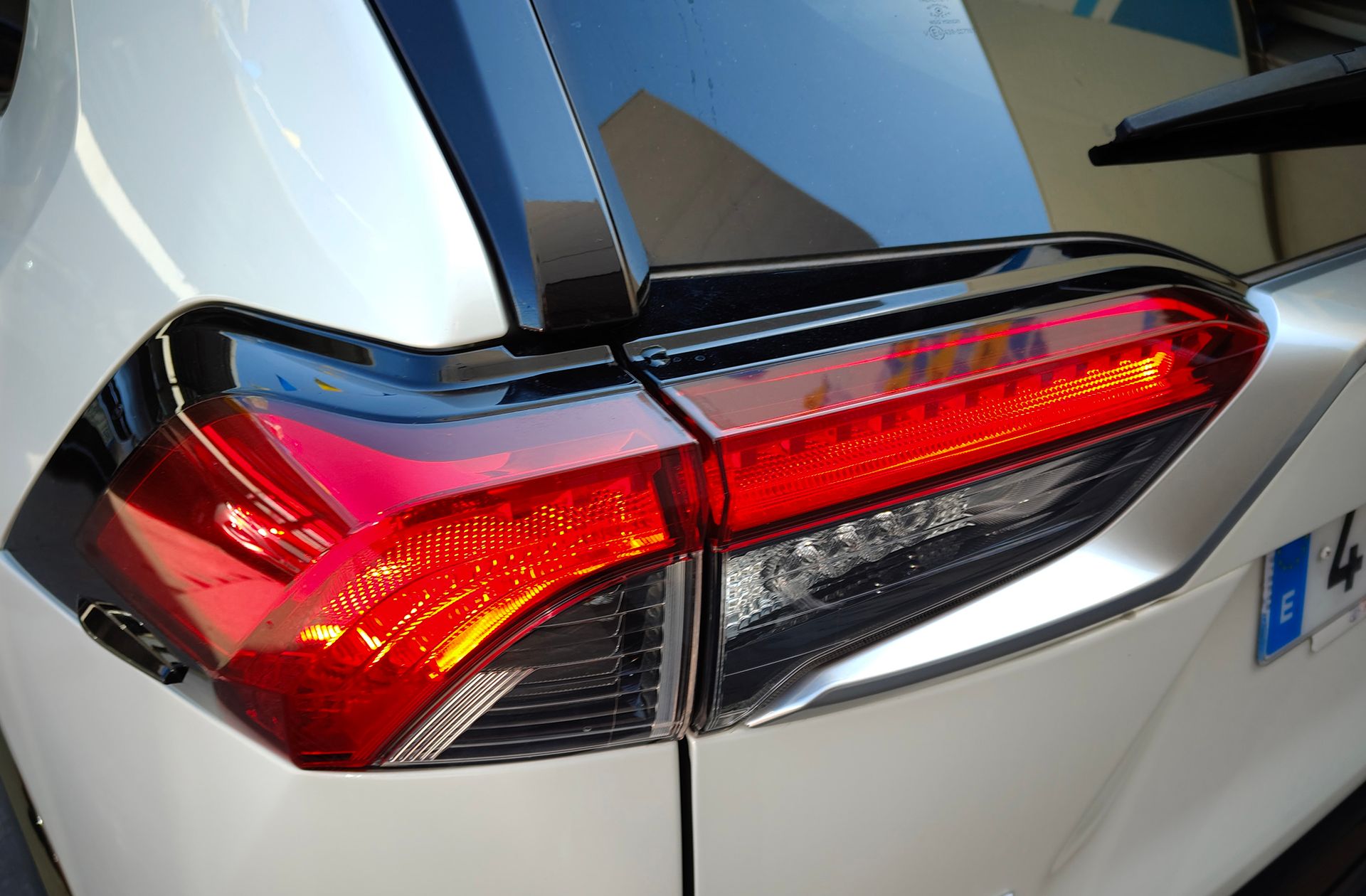 Toyota RAV4 2.5l hybrid Feel! - foto 21