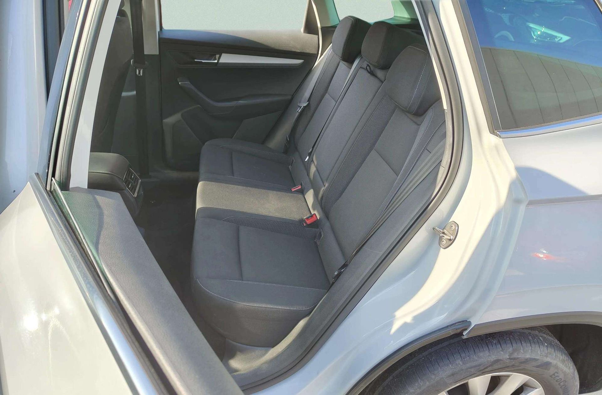 Škoda Karoq 2.0 TDI Selection - foto 11