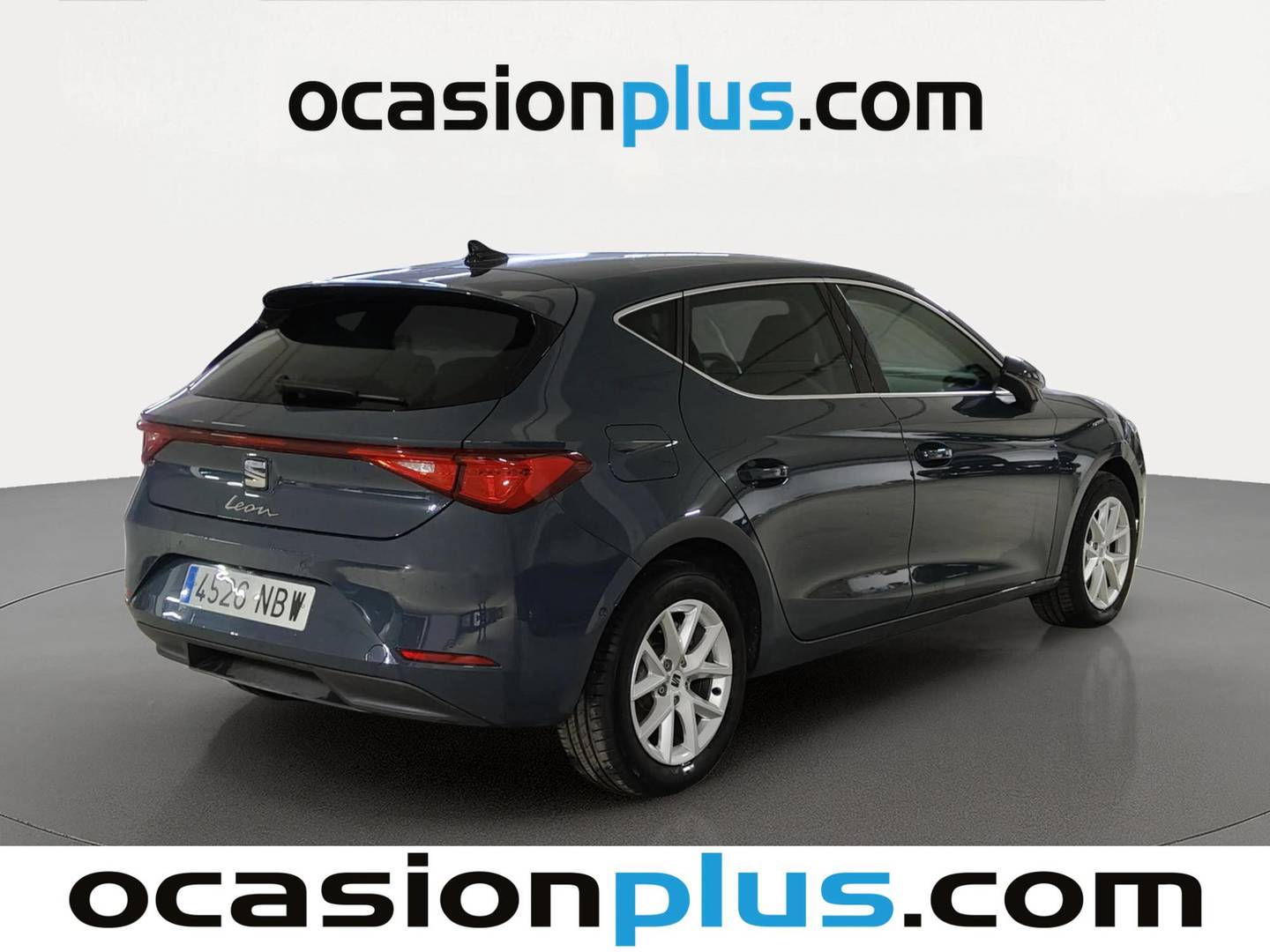 Foto trasera Seat León Seat León 1.5 eTSI Style 25 Aniversario DSG (116 CV) derecha