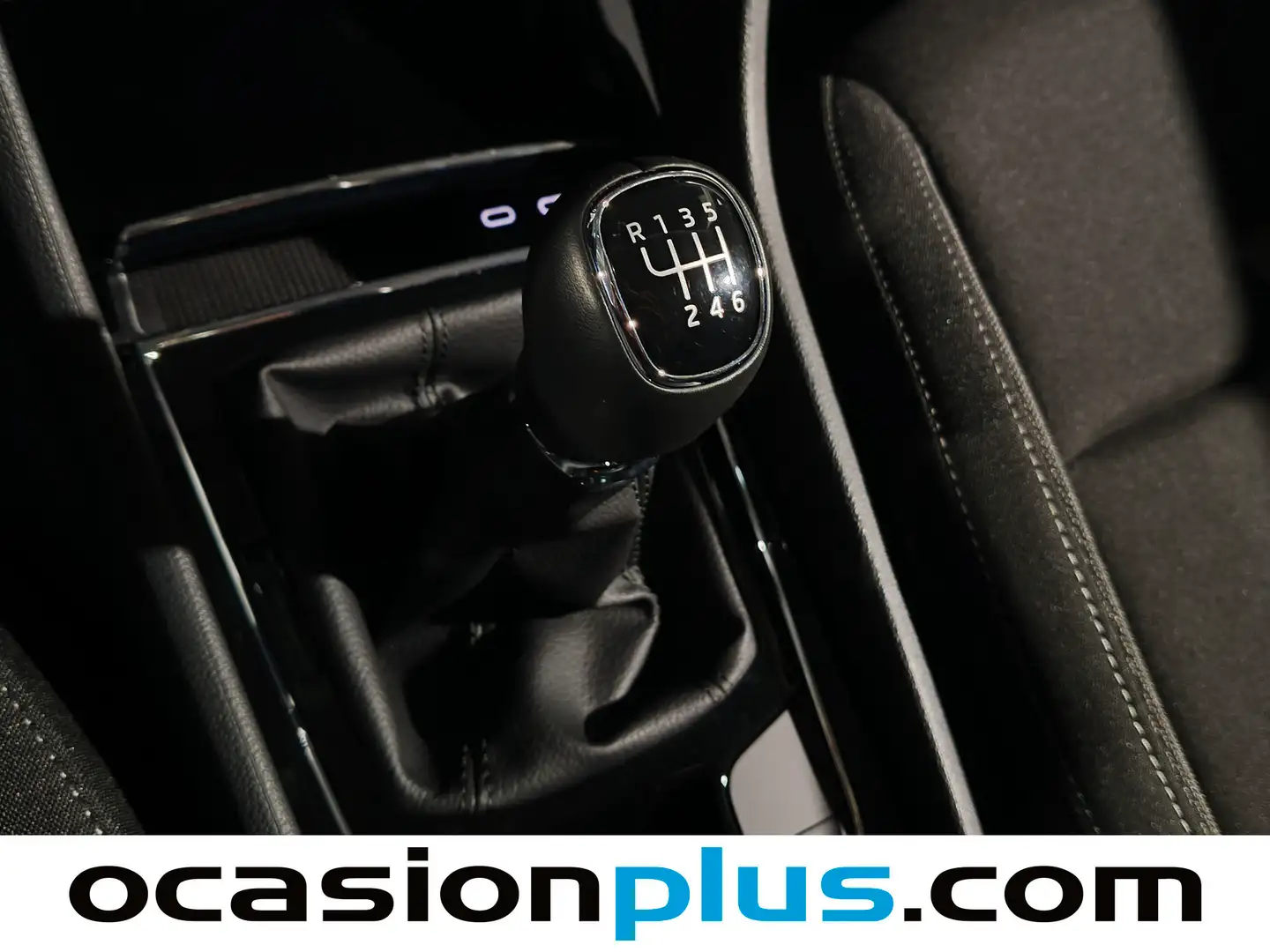 Foto Skoda Karoq Skoda Karoq 1.5 TSI ACT Selection (150 CV)