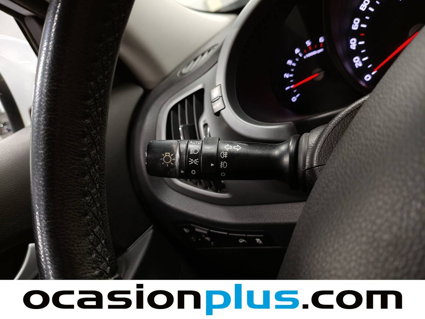 Equipamiento del KIA Sportage KIA Sportage 1.7 CRDI VGT Drive 4x2 (115 CV)