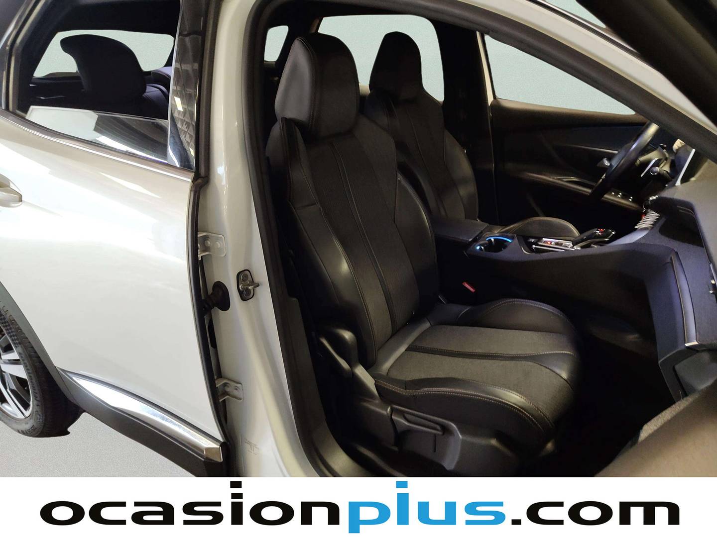 Foto Peugeot 3008 Peugeot 3008 THP 165 GT Line S&S Auto (165 CV)