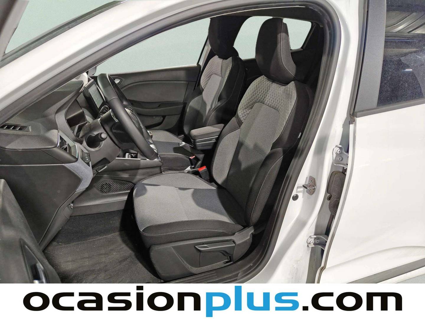 Foto asientos delanteros Renault Clio Renault Clio Techno TCe 74 kW (100 CV) GLP