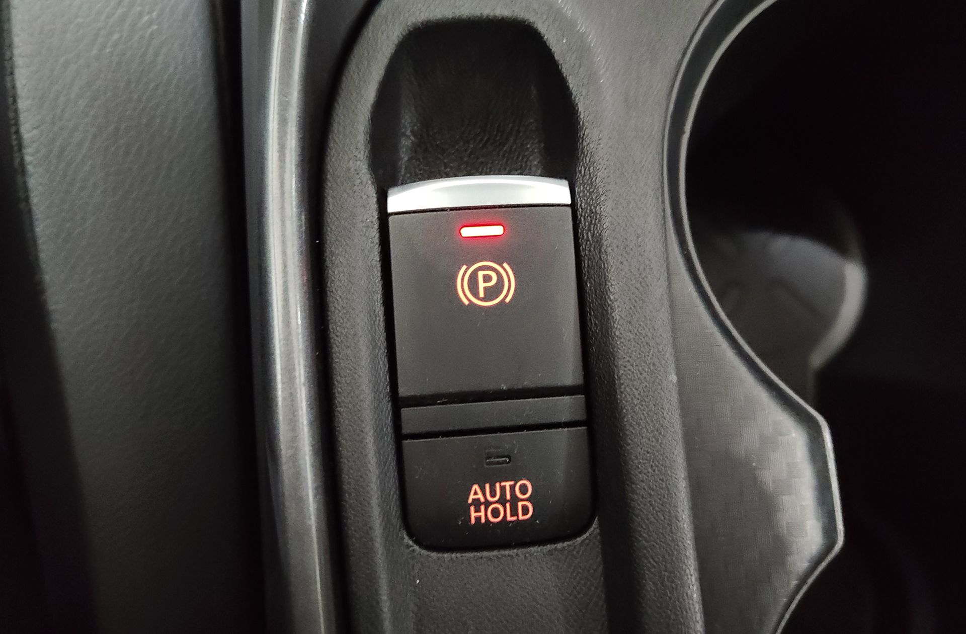 Nissan Juke DIG-T N-Connecta 4x2 DCT - foto 31