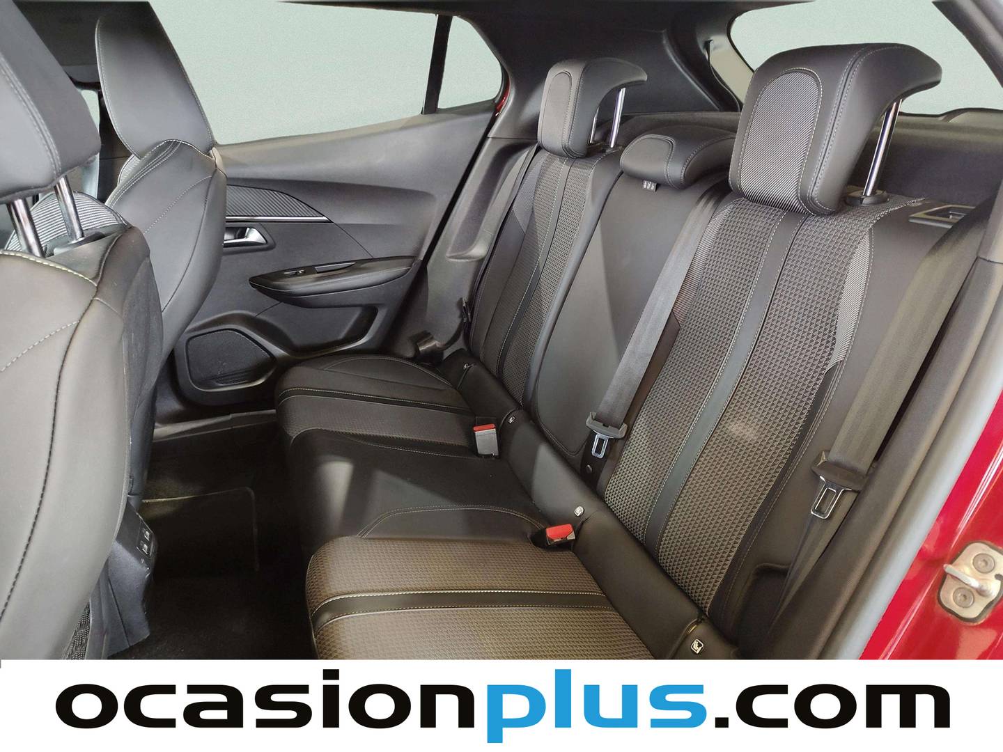 Foto asientos traseros Peugeot 2008 Peugeot 2008 PureTech 130 S&S GT EAT8 (130 CV)