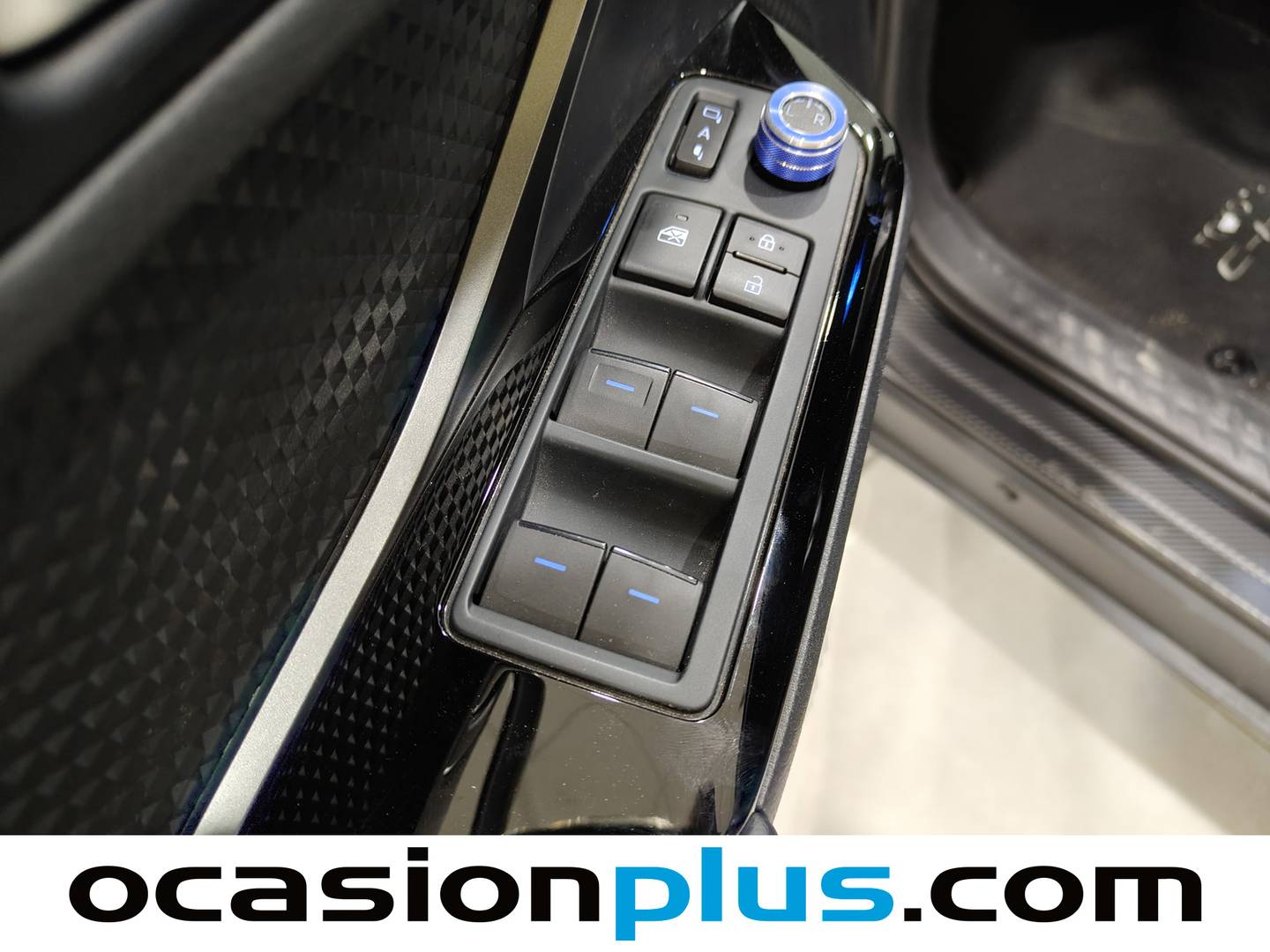 Foto Toyota C-HR Toyota C-HR 180H Advance (184 CV)