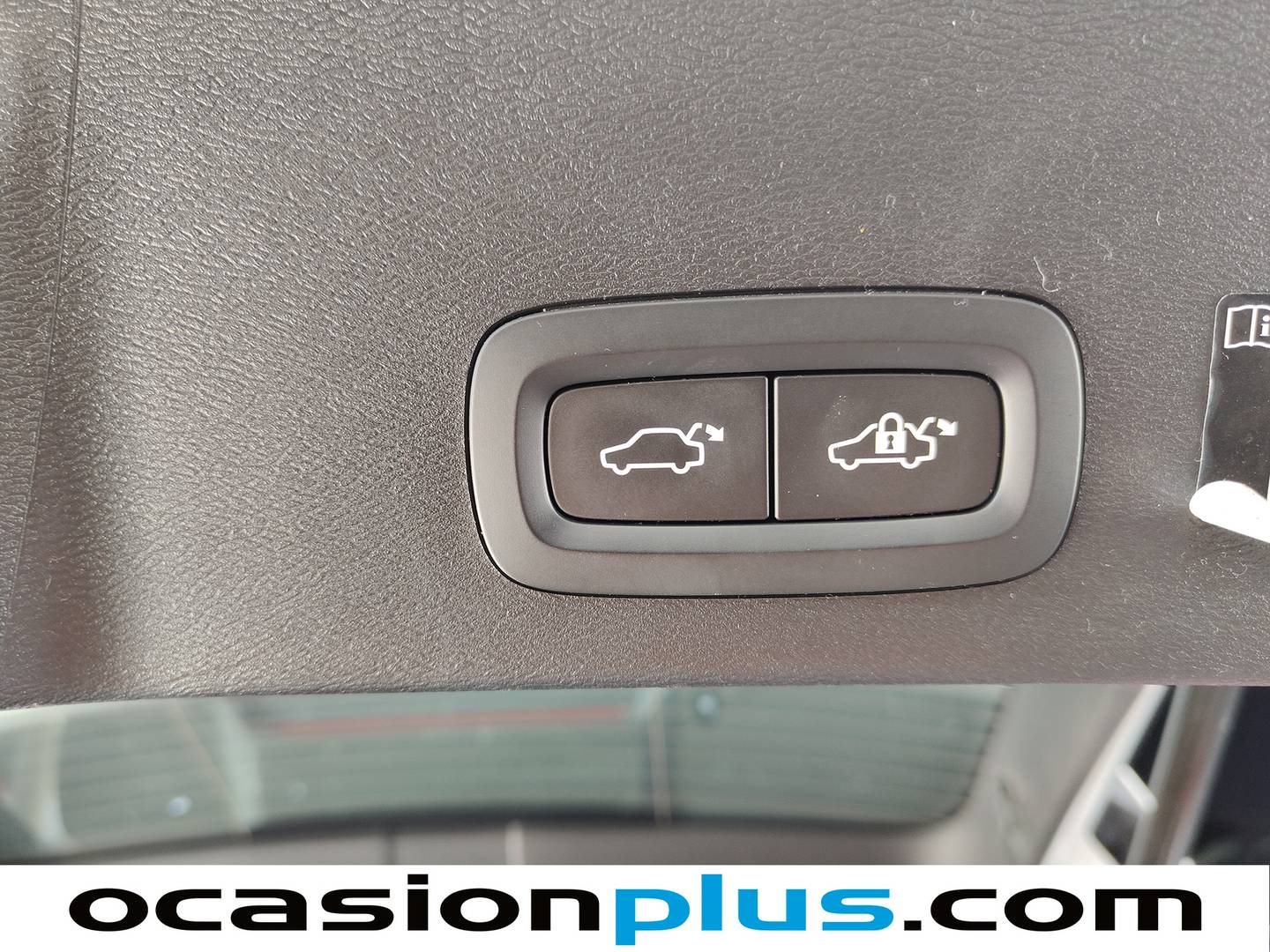 Acabados Volvo XC40 Volvo XC40 T2 Momentum Pro Auto (129 CV)