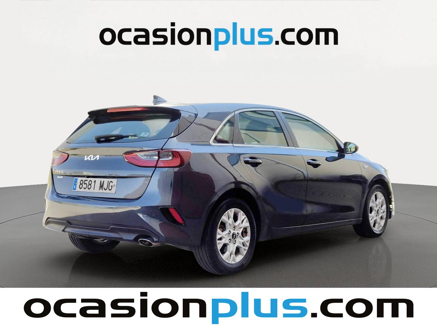 Foto trasera KIA Ceed KIA Ceed 1.6 MHEV iMT Drive (136 CV) derecha