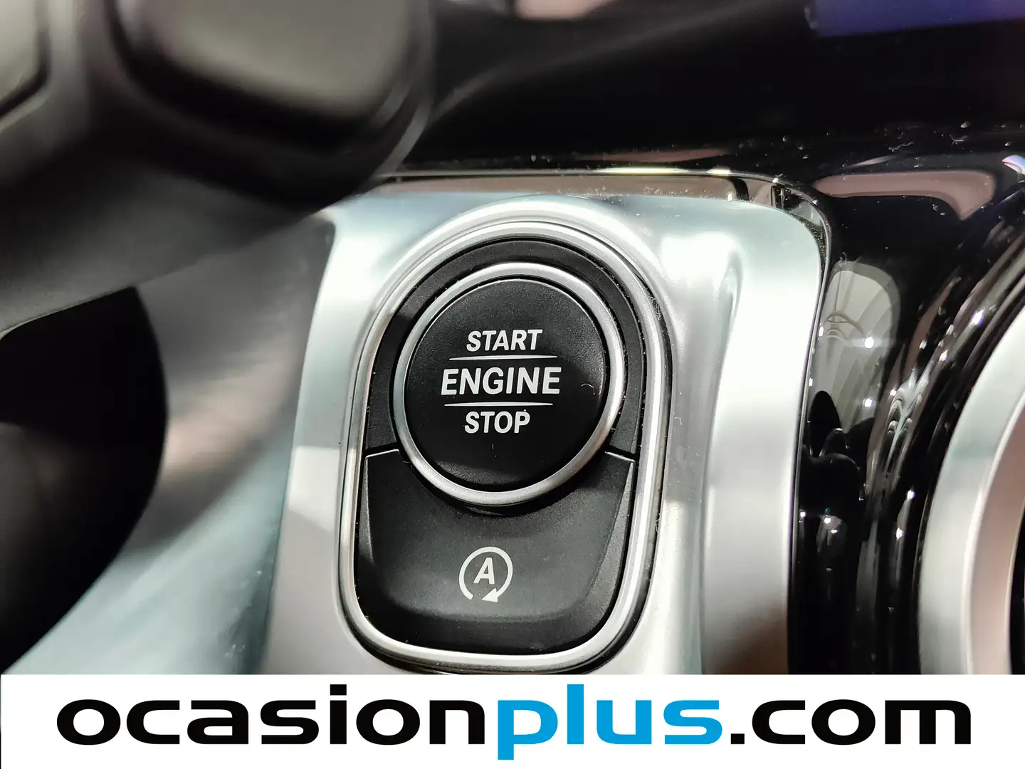 Foto Mercedes GLB Mercedes-Benz GLB 200 (163 CV) AMG Pack