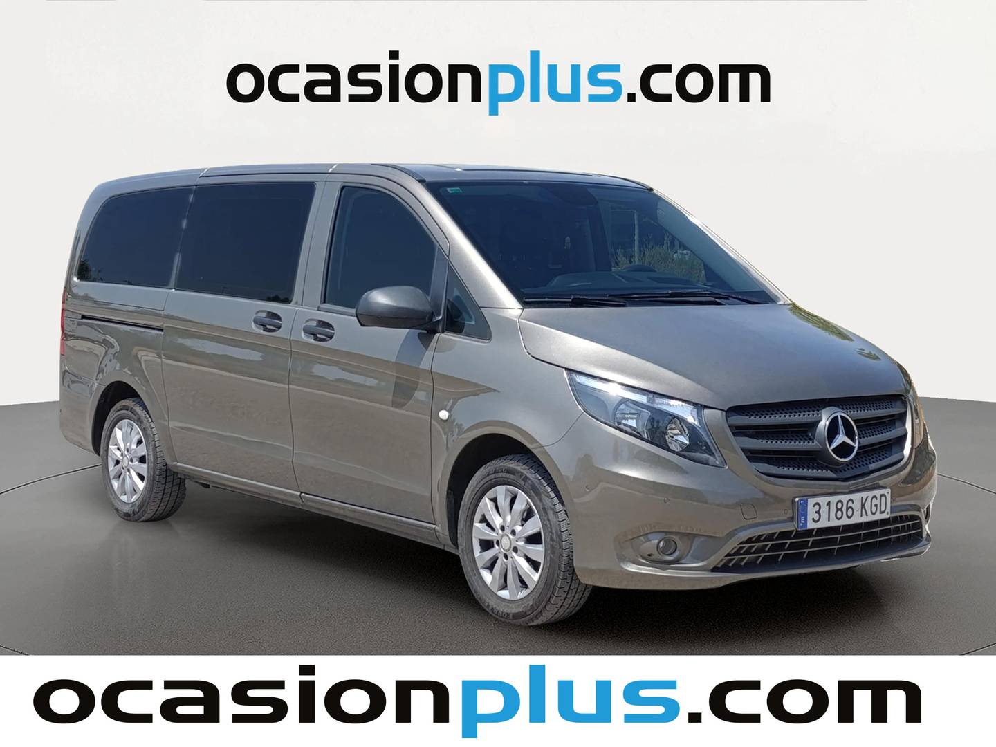 Foto delantera Mercedes Vito Mercedes Vito Combi 114 CDI Tourer Base Larga (136 CV) 8 Plazas derecha