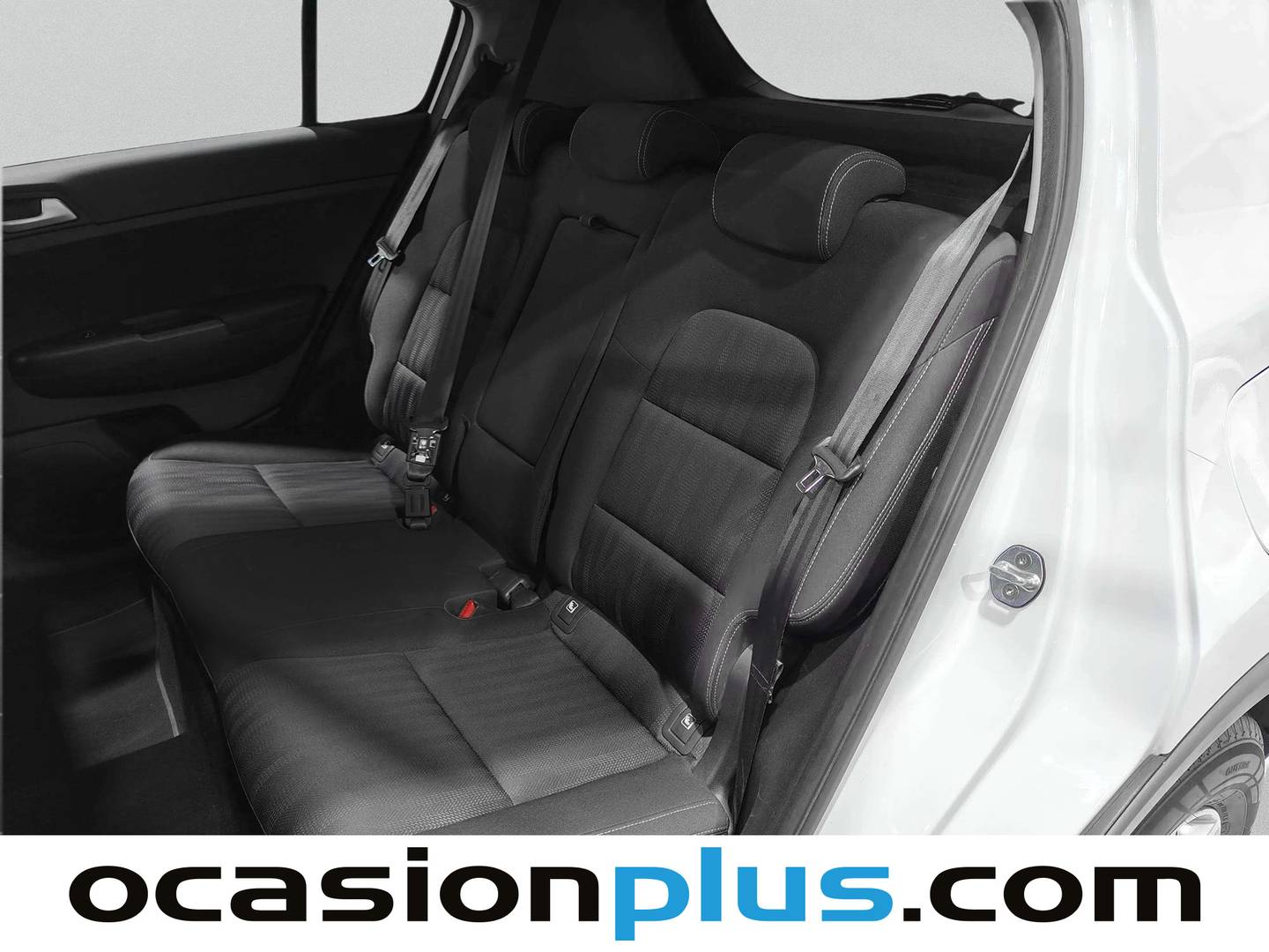 Foto asientos traseros KIA Sportage KIA Sportage 1.6 MHEV Concept 4x2 (115 CV)