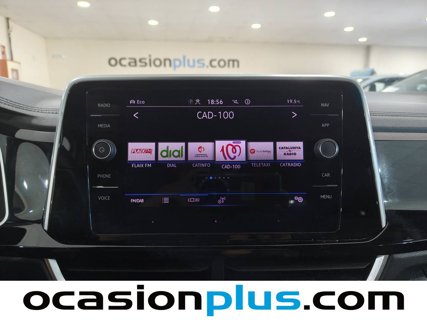 Foto Volkswagen T-Roc Volkswagen T-Roc R-Line 1.5 TSI (150 CV) DSG