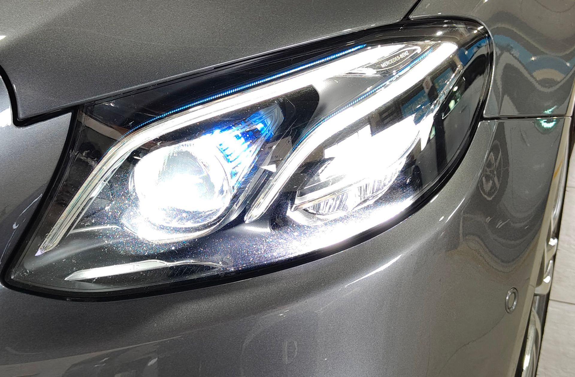 Mercedes-Benz Clase E E 220 d Pack AMG - foto 14