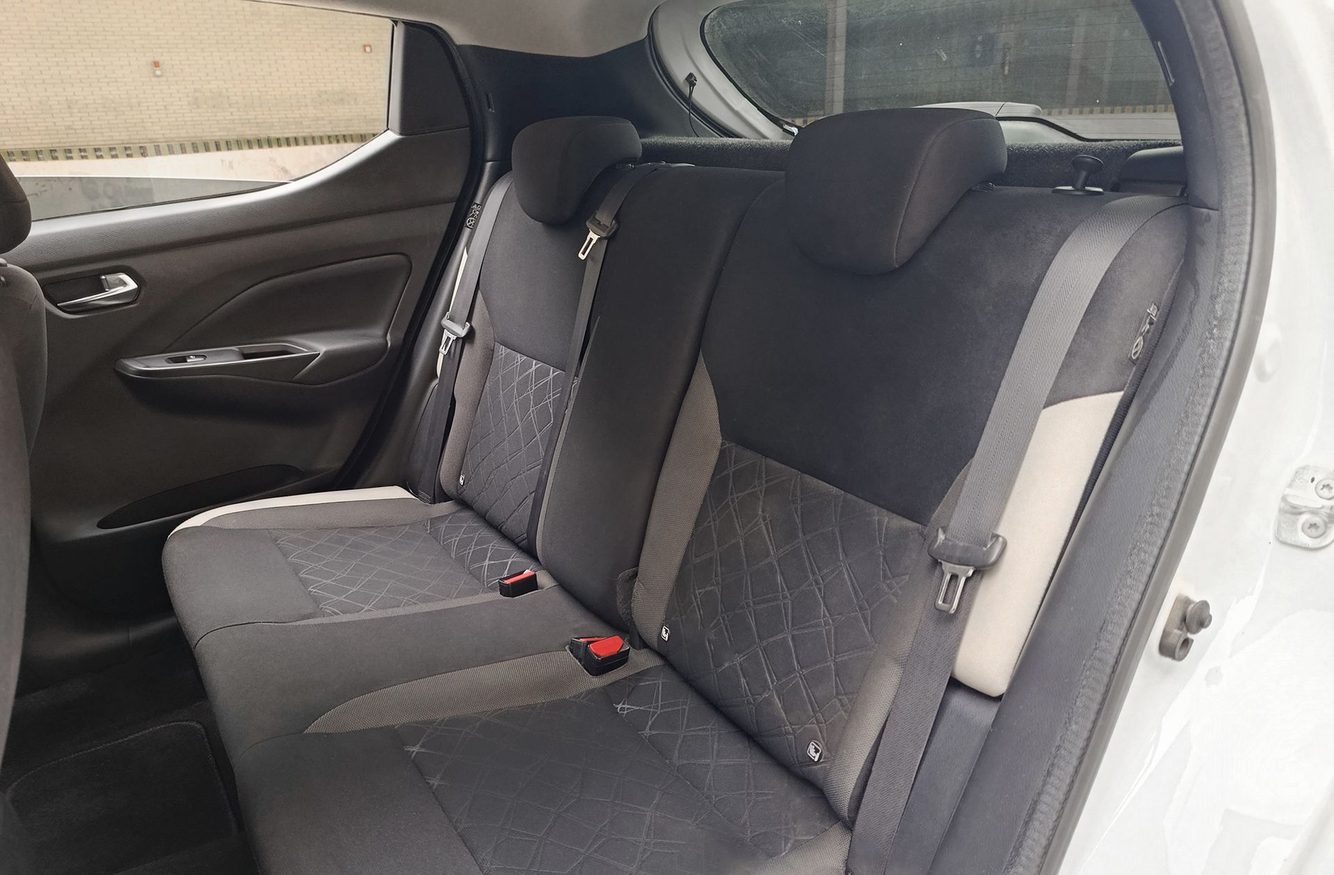 Nissan Micra IG-T N-Design Black - foto 11