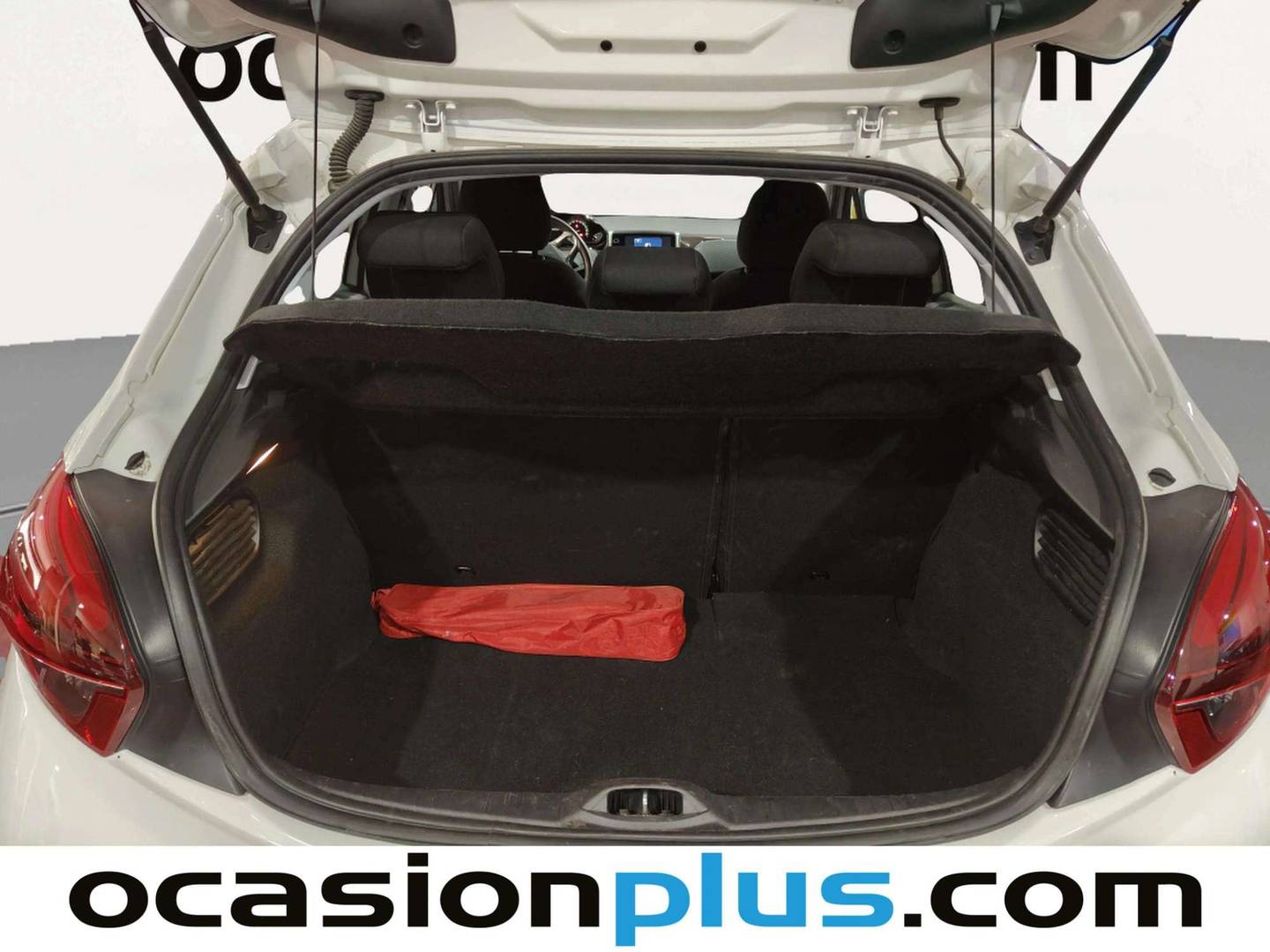 Fotos maletero Peugeot 208 Peugeot 208 BlueHDi 100 Style (100 CV)